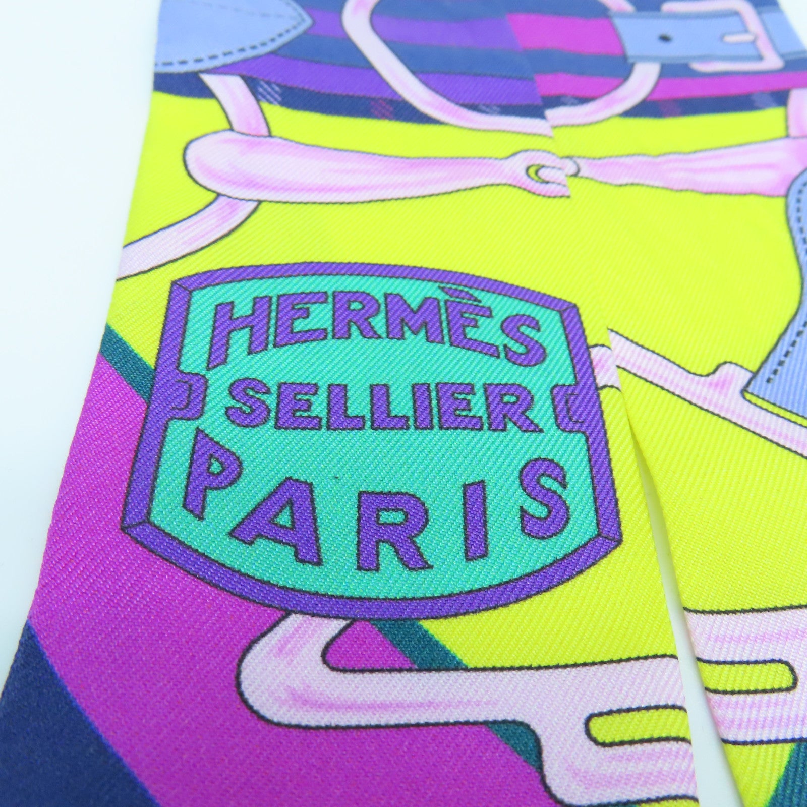 HERMES 【激減優惠】絲質Twilly絲巾彩色