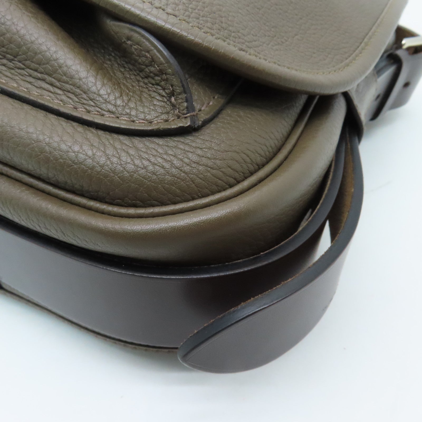 HERMES Clemence皮革Barda 30銀扣肩背袋Taupe棕色