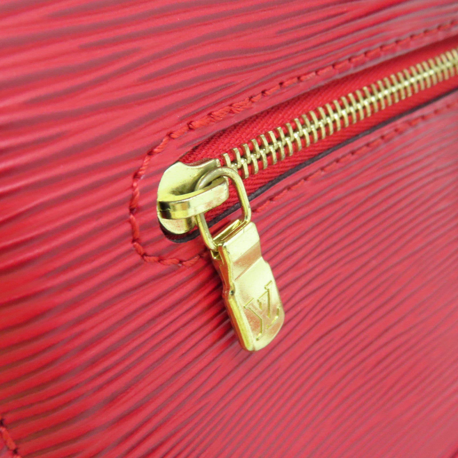 LOUIS VUITTON Epi Mabillon Back Pack gold buckle backpack red