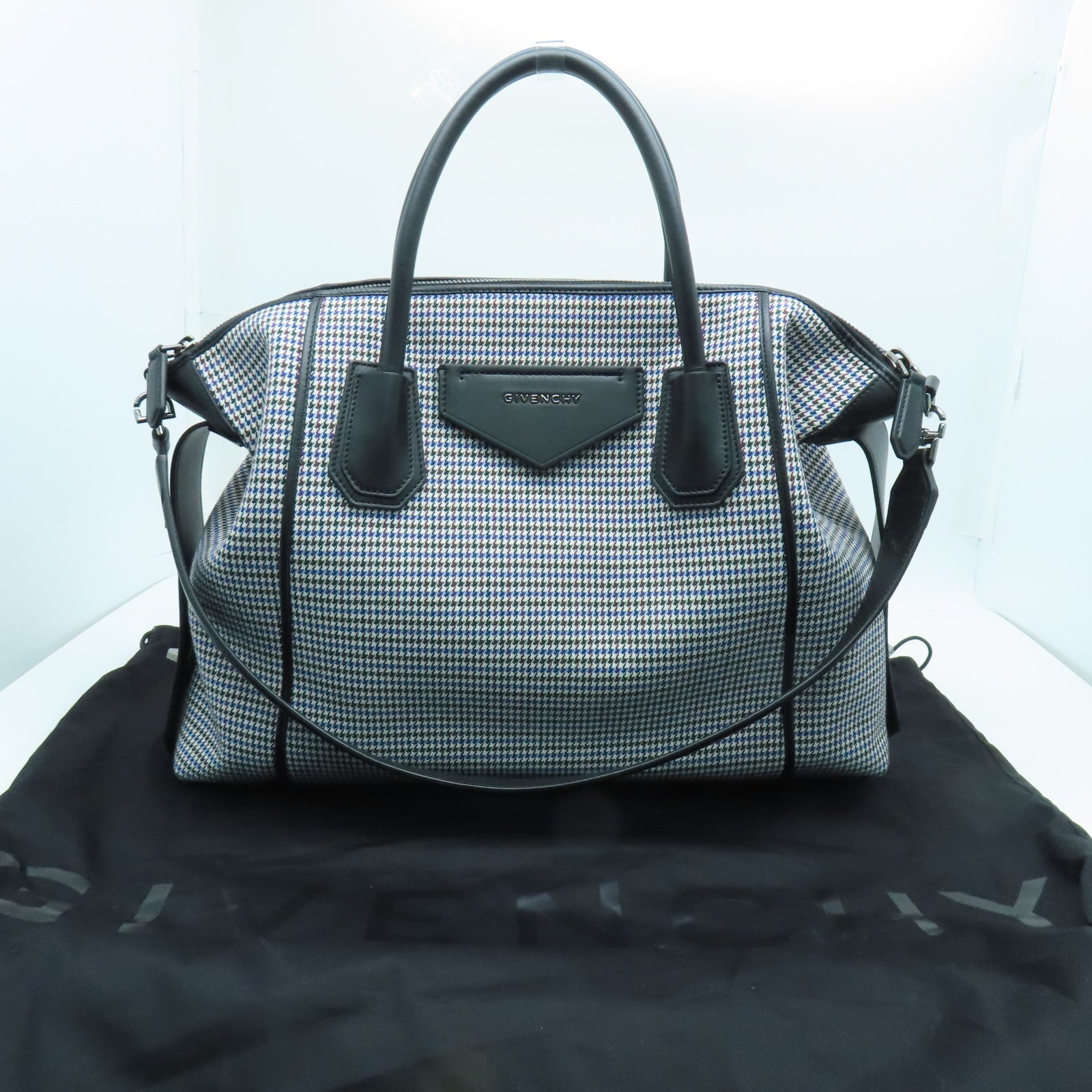 GIVENCHY Canvas/Leather Large Soft Antigona Tote Silver Buckle Handle Shoulder Bag Black/Multicolor