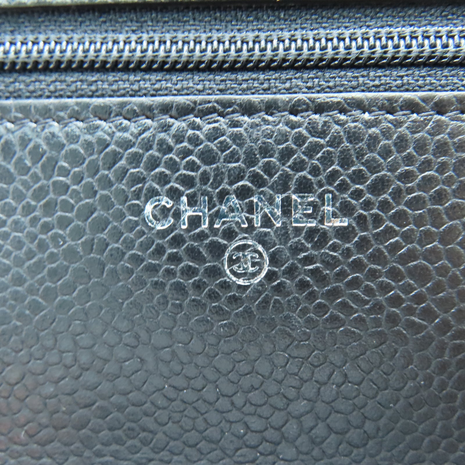 CHANEL 菱格Caviar皮革Chain Shoulder银扣链带肩背袋黑色