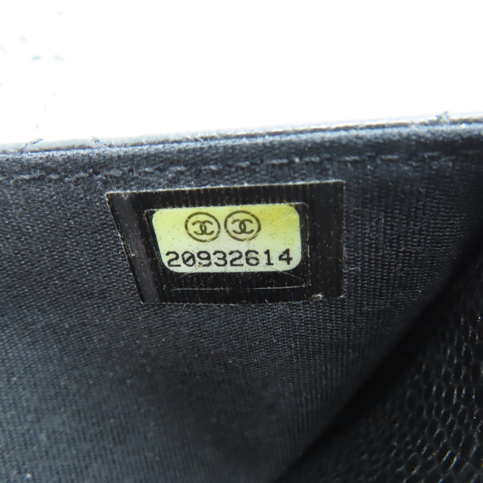 CHANEL 菱格Caviar皮革Chain Shoulder银扣链带肩背袋黑色