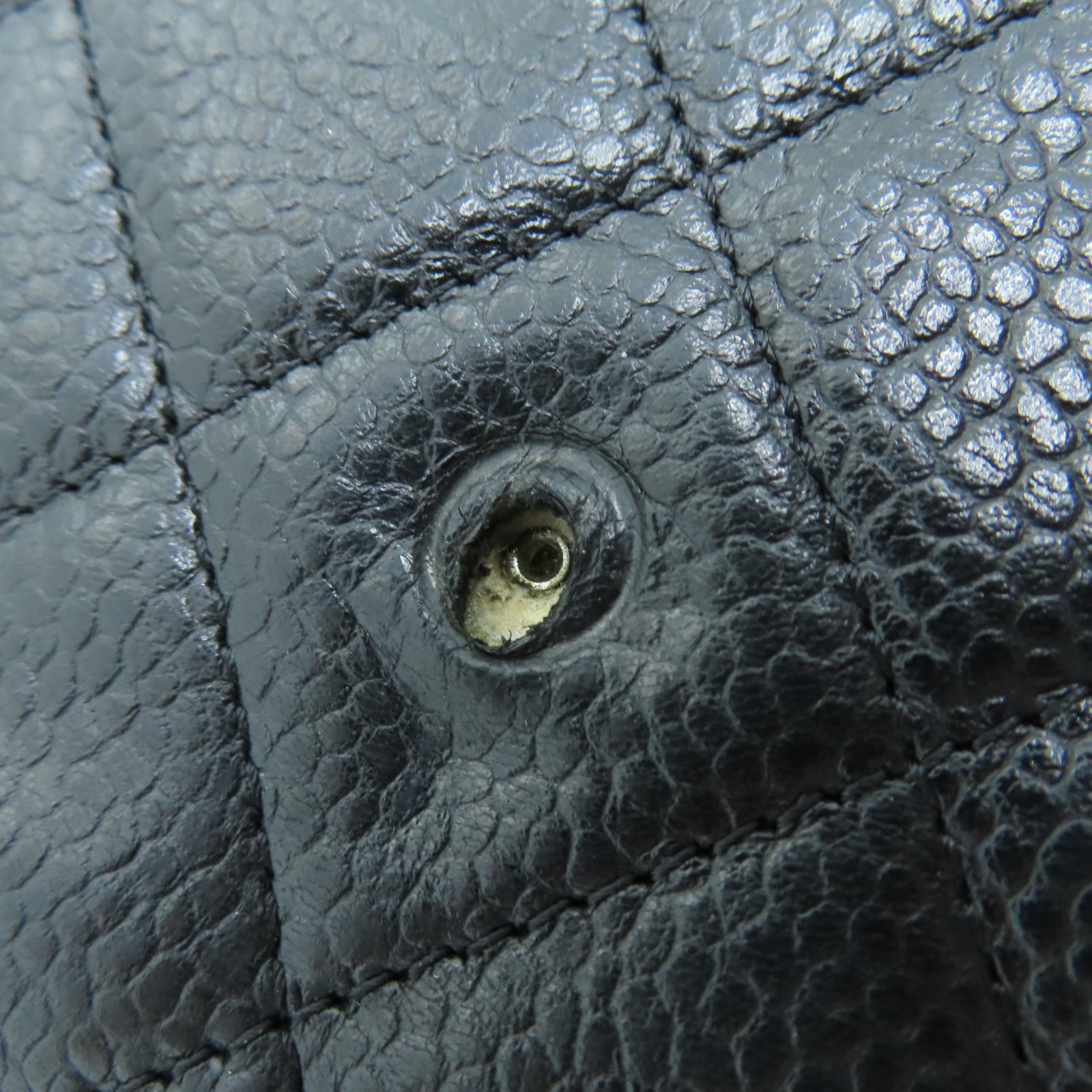CHANEL 菱格Caviar皮革Chain Shoulder银扣链带肩背袋黑色