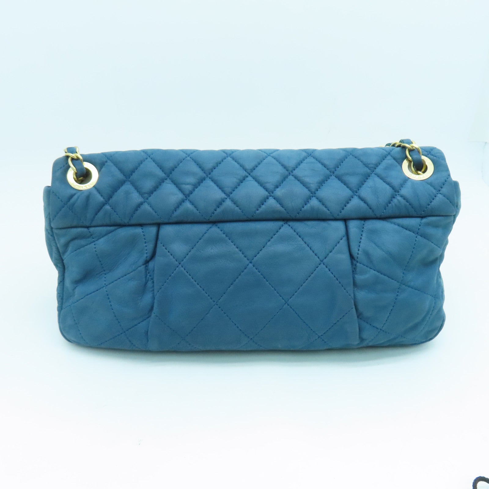 CHANEL 【激減優惠】牛皮皮革Chic Quilt Flap Bag金扣肩背袋藍色