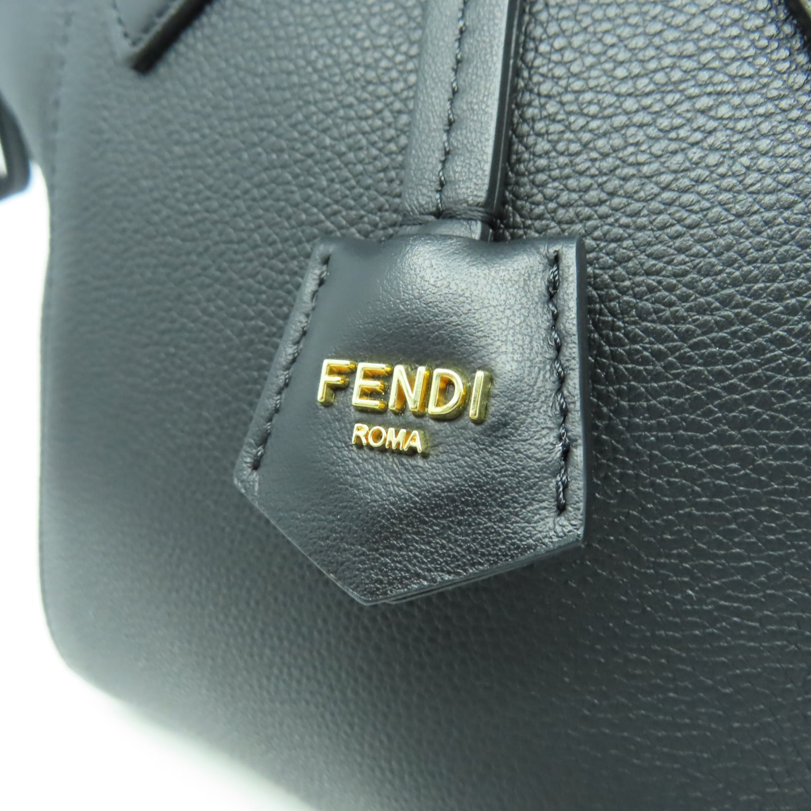 FENDI 牛皮皮革Origami金扣肩背袋黑色