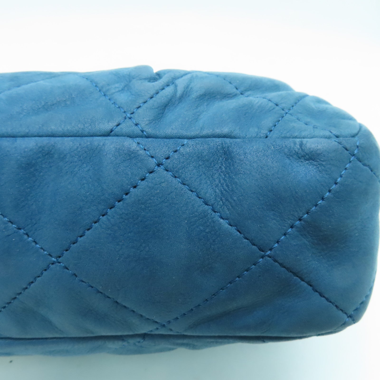 CHANEL 【激減優惠】牛皮皮革Chic Quilt Flap Bag金扣肩背袋藍色