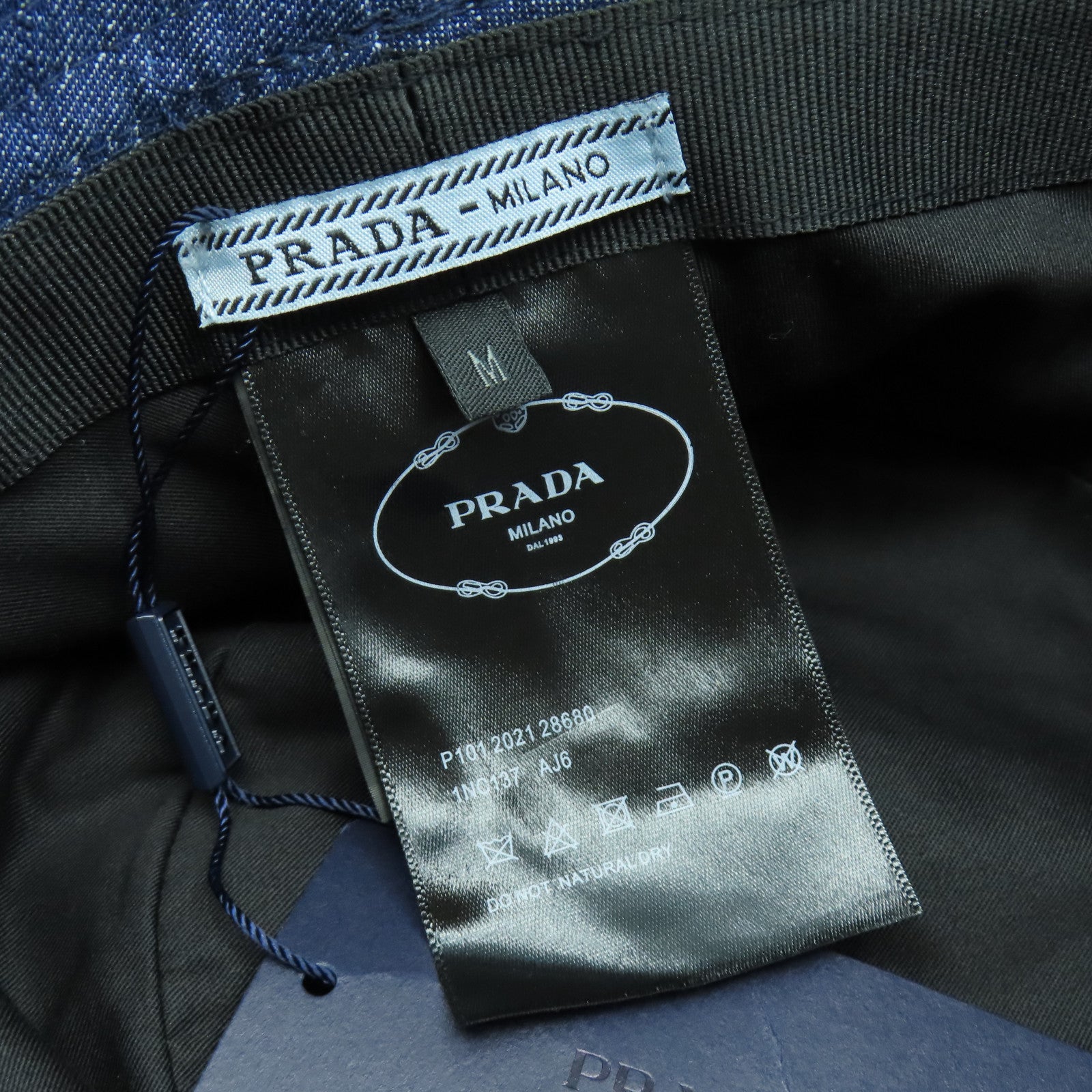 PRADA 牛仔布Hat銀扣帽藍色