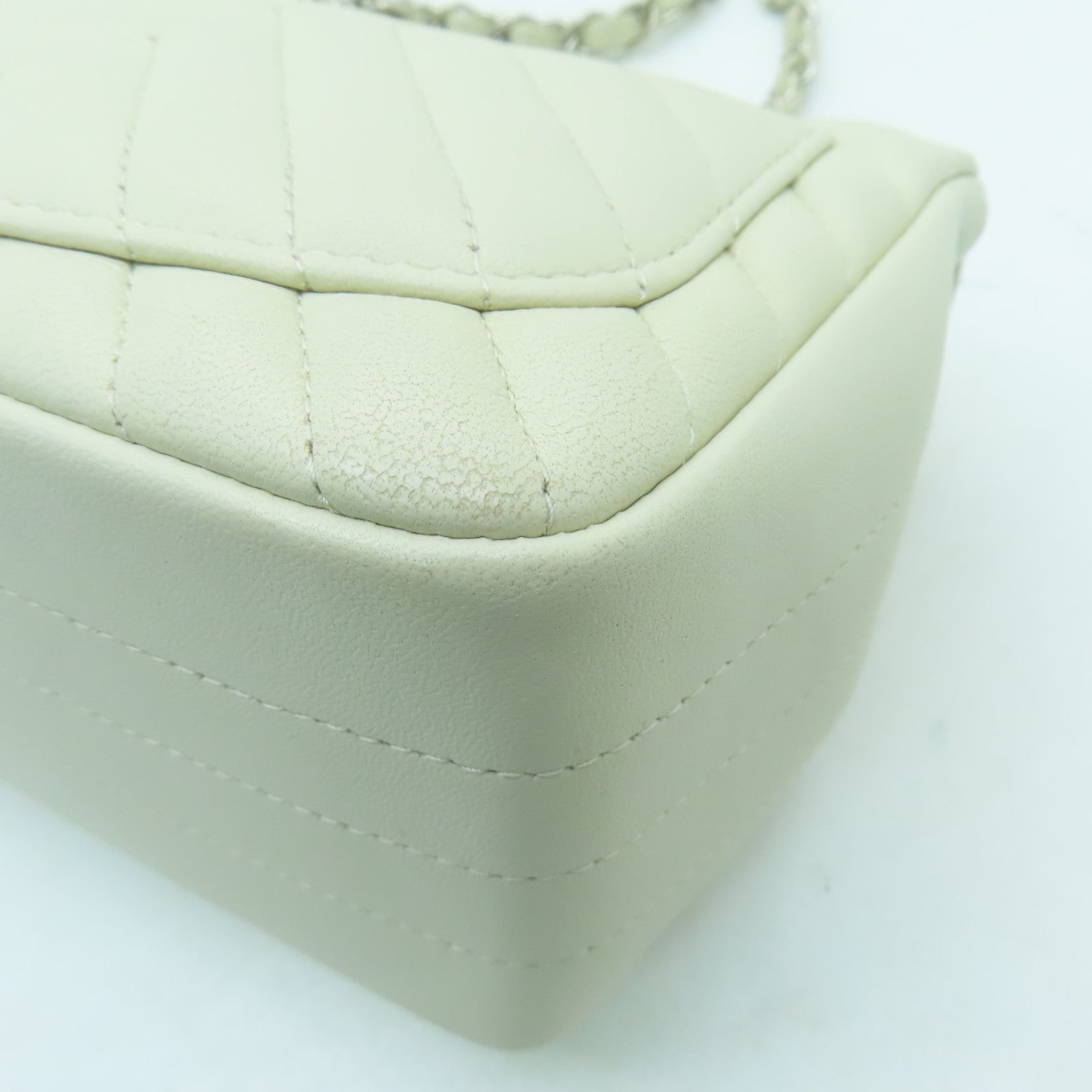 CHANEL 【激減優惠】斜紋羊皮皮革Shoulder Bag銀扣鏈帶肩背袋白色