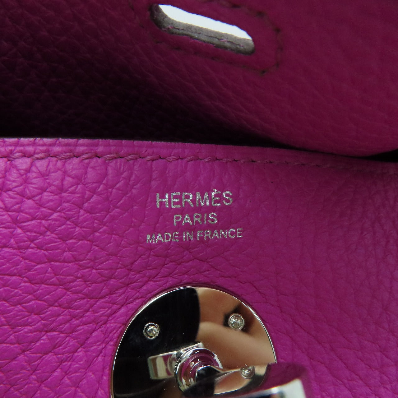 HERMES Clemence皮革Lindy 26银扣手挽肩背两用袋Magnolia