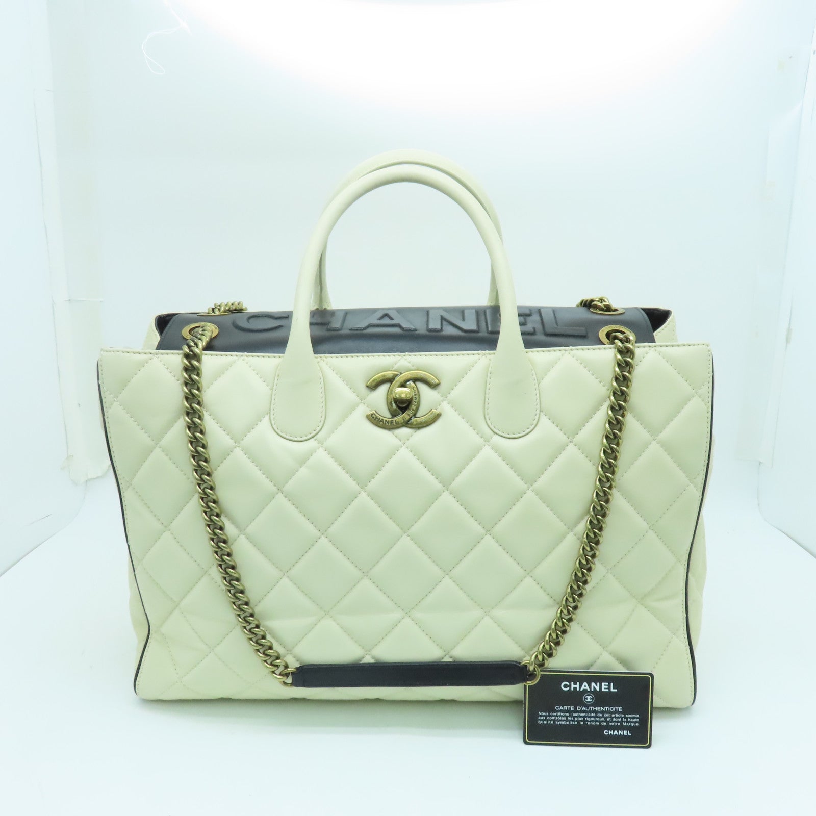 CHANEL 菱格牛皮皮革Shoulder Bag金扣肩背袋白色