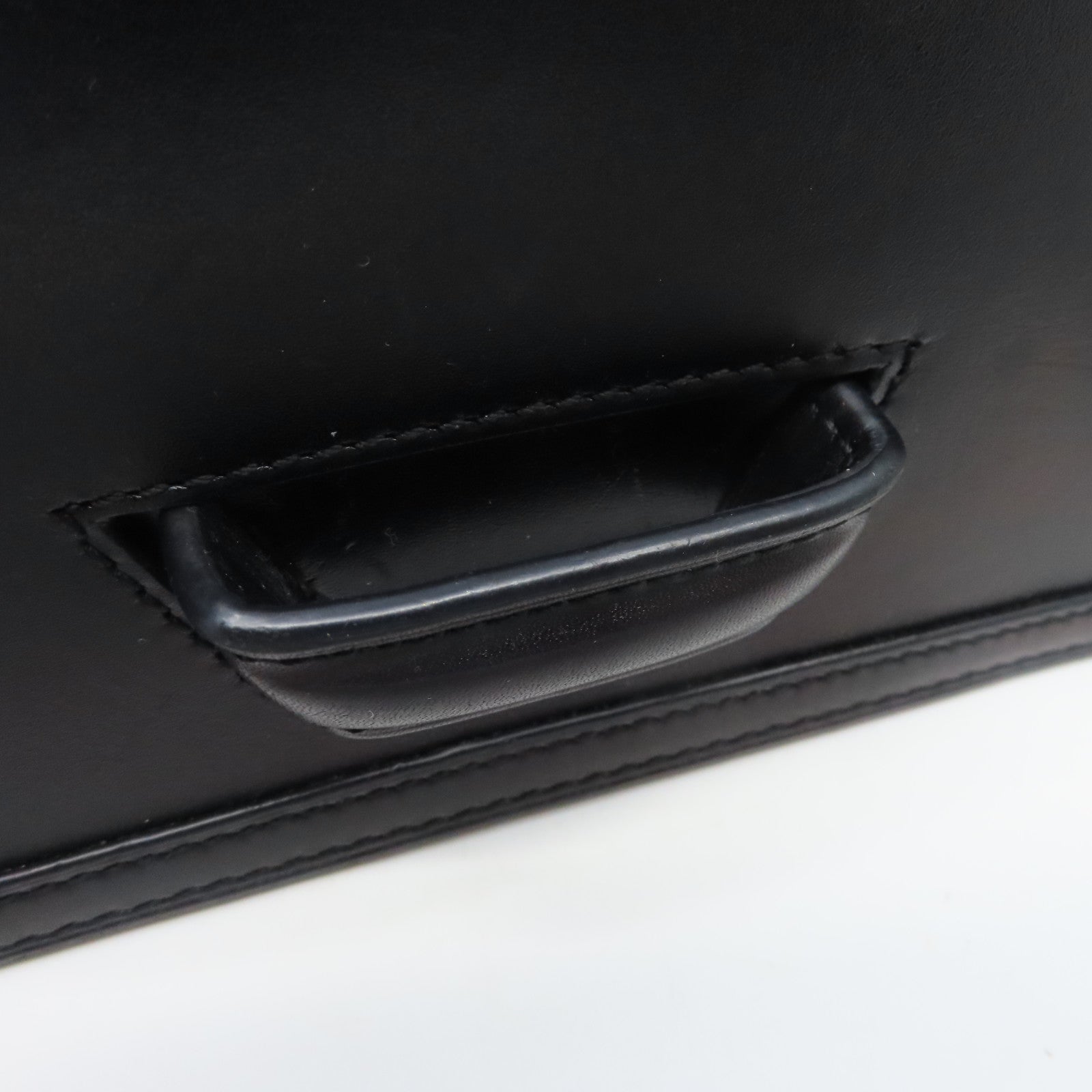 LOEWE 牛皮皮革Barcelona Small金扣肩背袋黑色