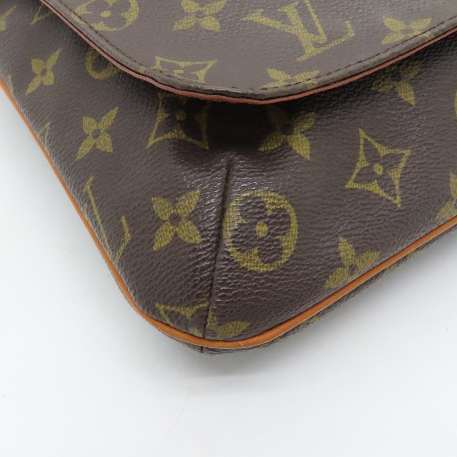 LOUIS VUITTON Monogram Musette Salsa Gold Buckle Shoulder Bag Brown