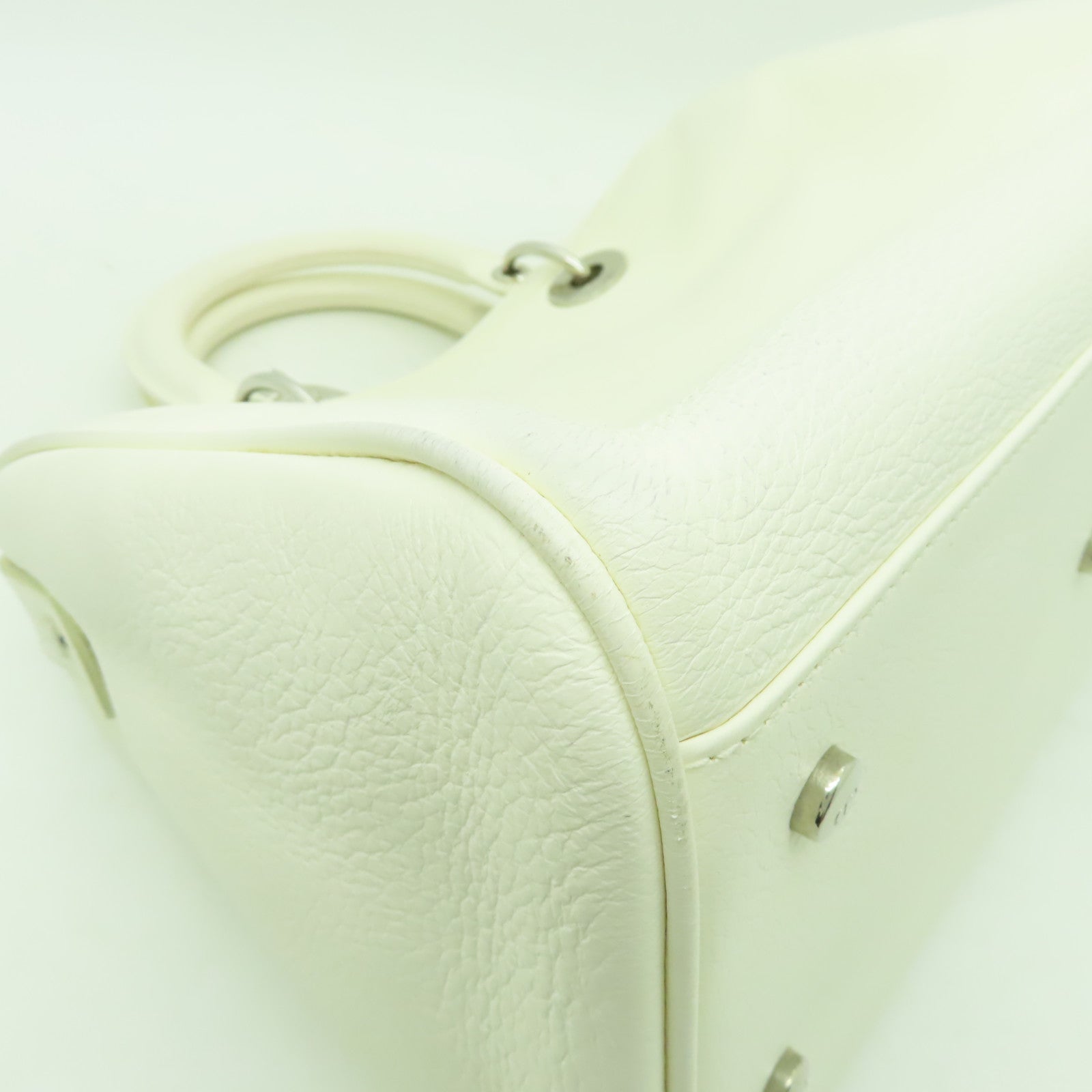 Dior 【激減優惠】牛皮皮革Hand Bag銀扣手挽袋白色