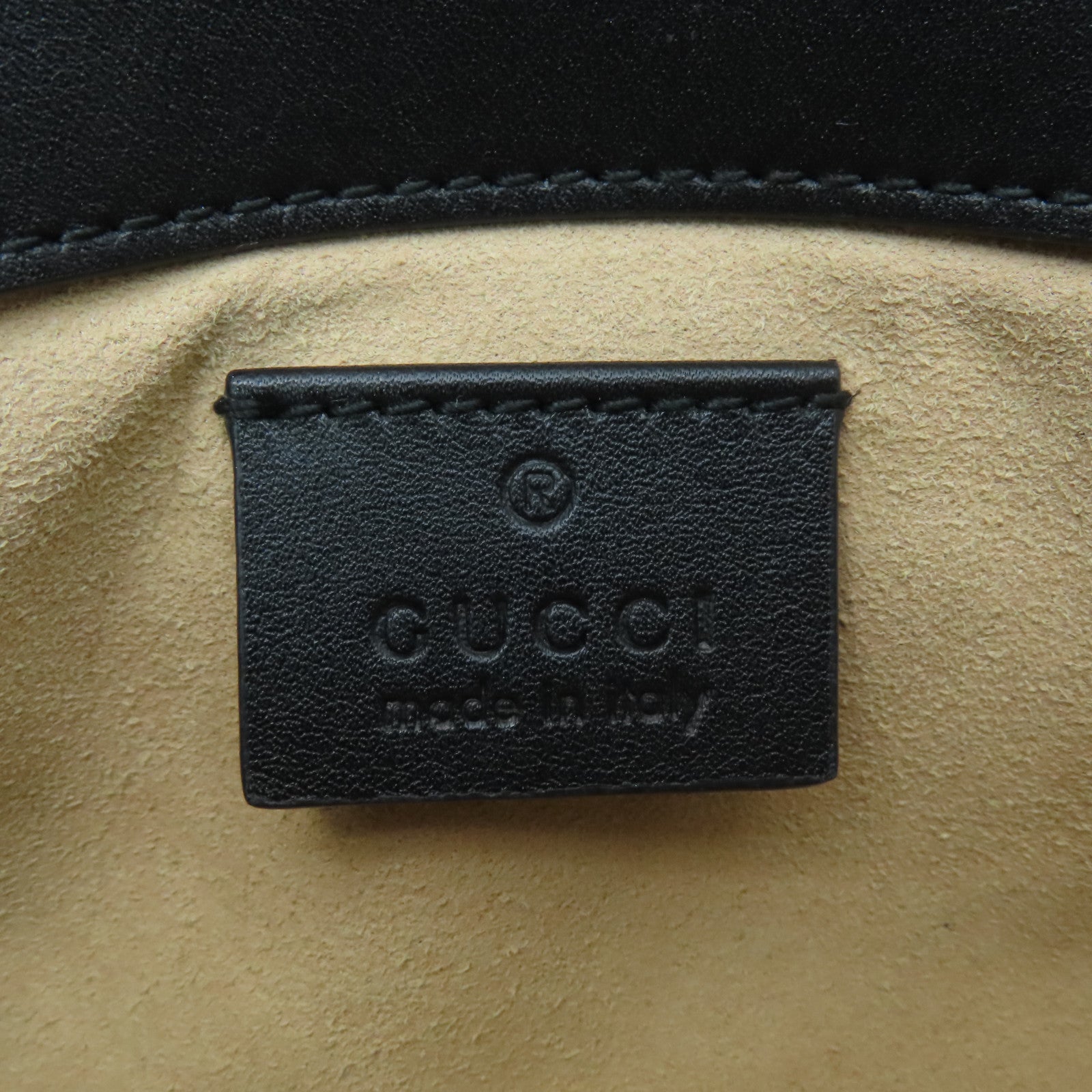 GUCCI 牛皮皮革GG Marmont金扣鏈帶肩背袋黑色