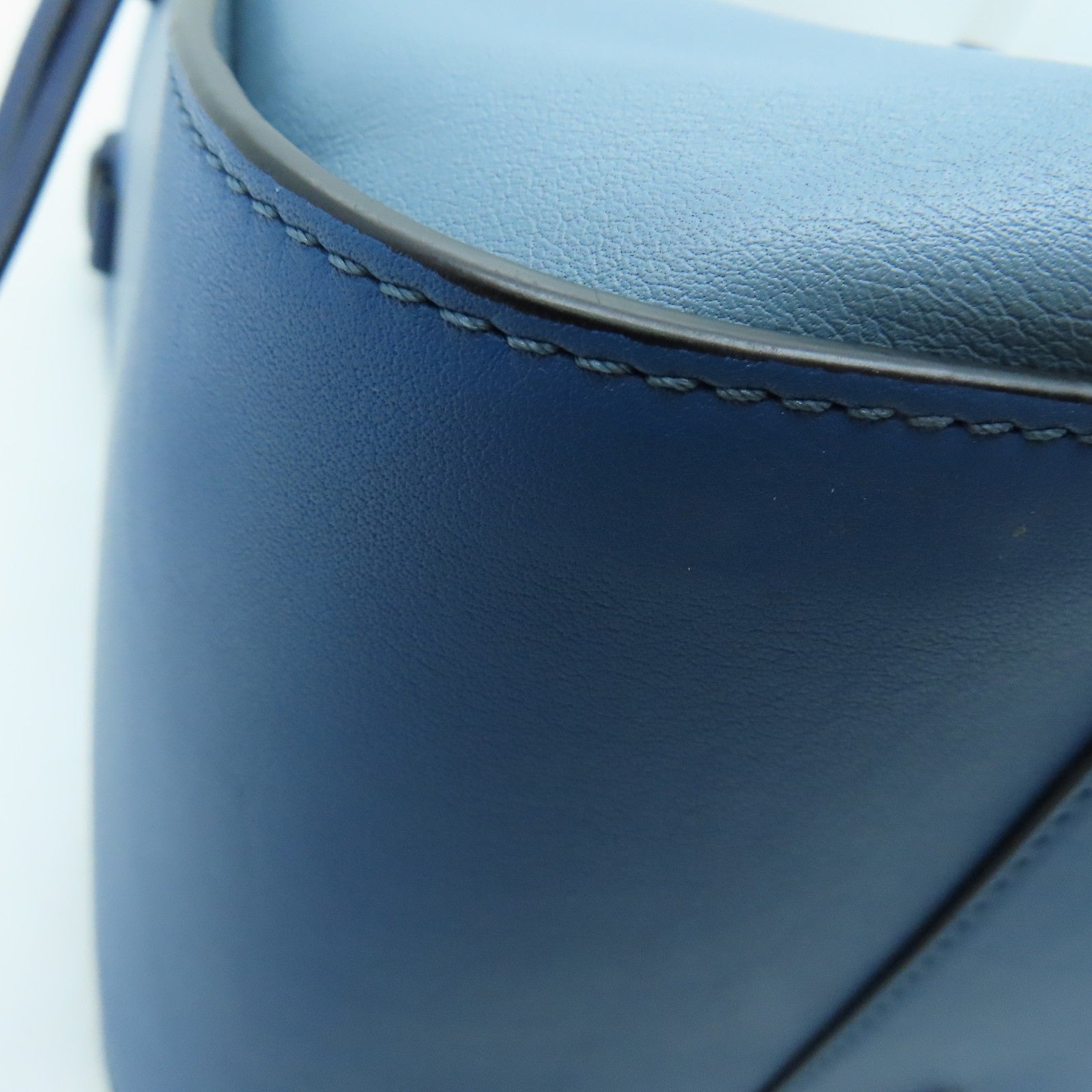 LOEWE 牛皮皮革Hammock銀扣肩背袋藍色