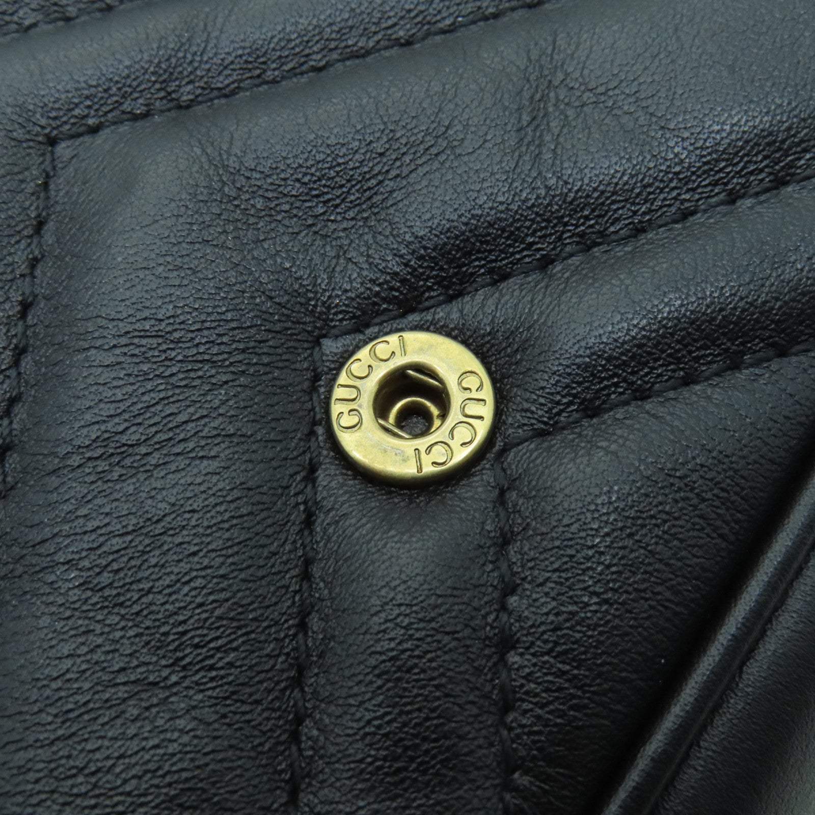 GUCCI 牛皮皮革GG Marmont金扣鏈帶肩背袋黑色