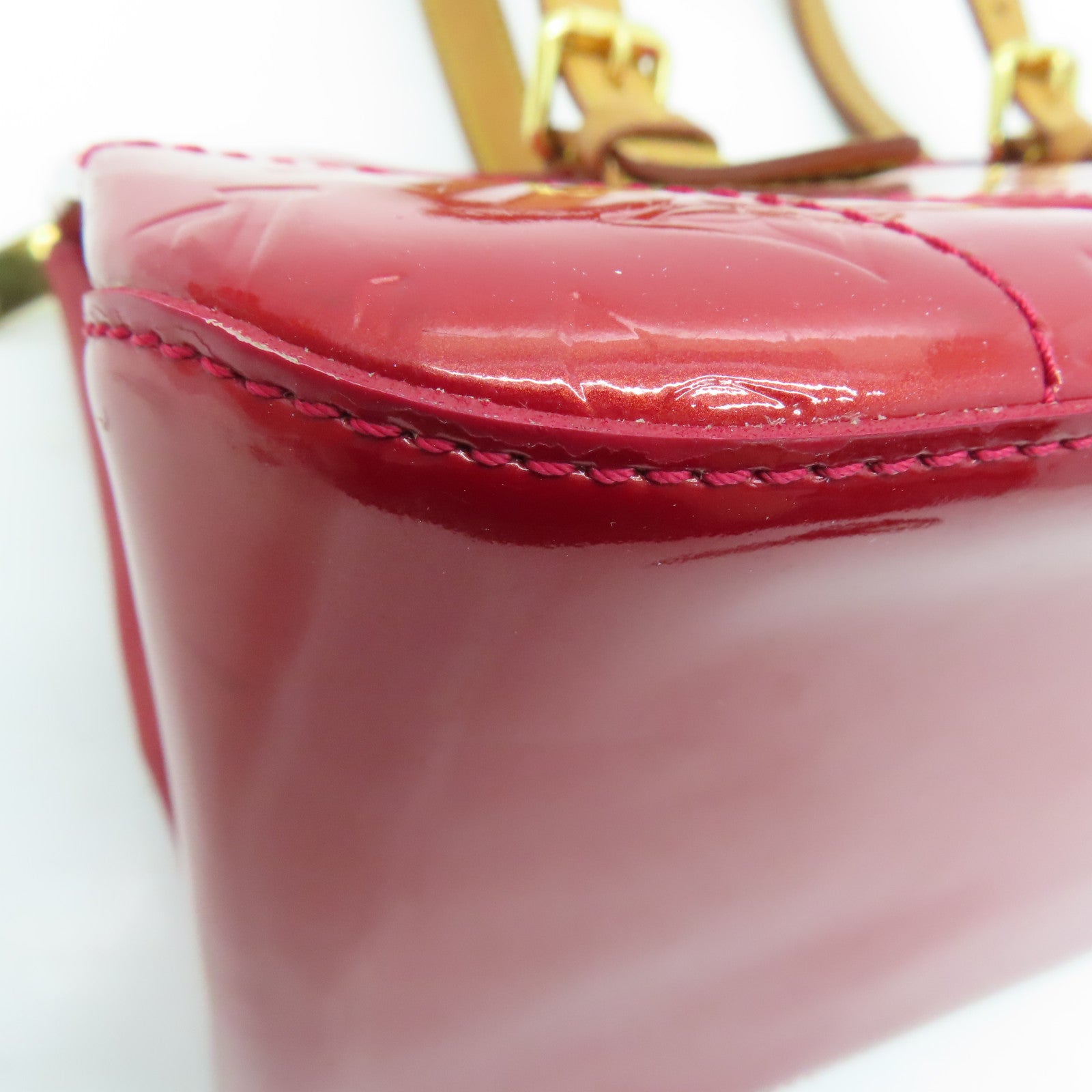 LOUIS VUITTON Mono-Vernis Rosewood Avenue Shoulder Bag金扣肩背袋红色