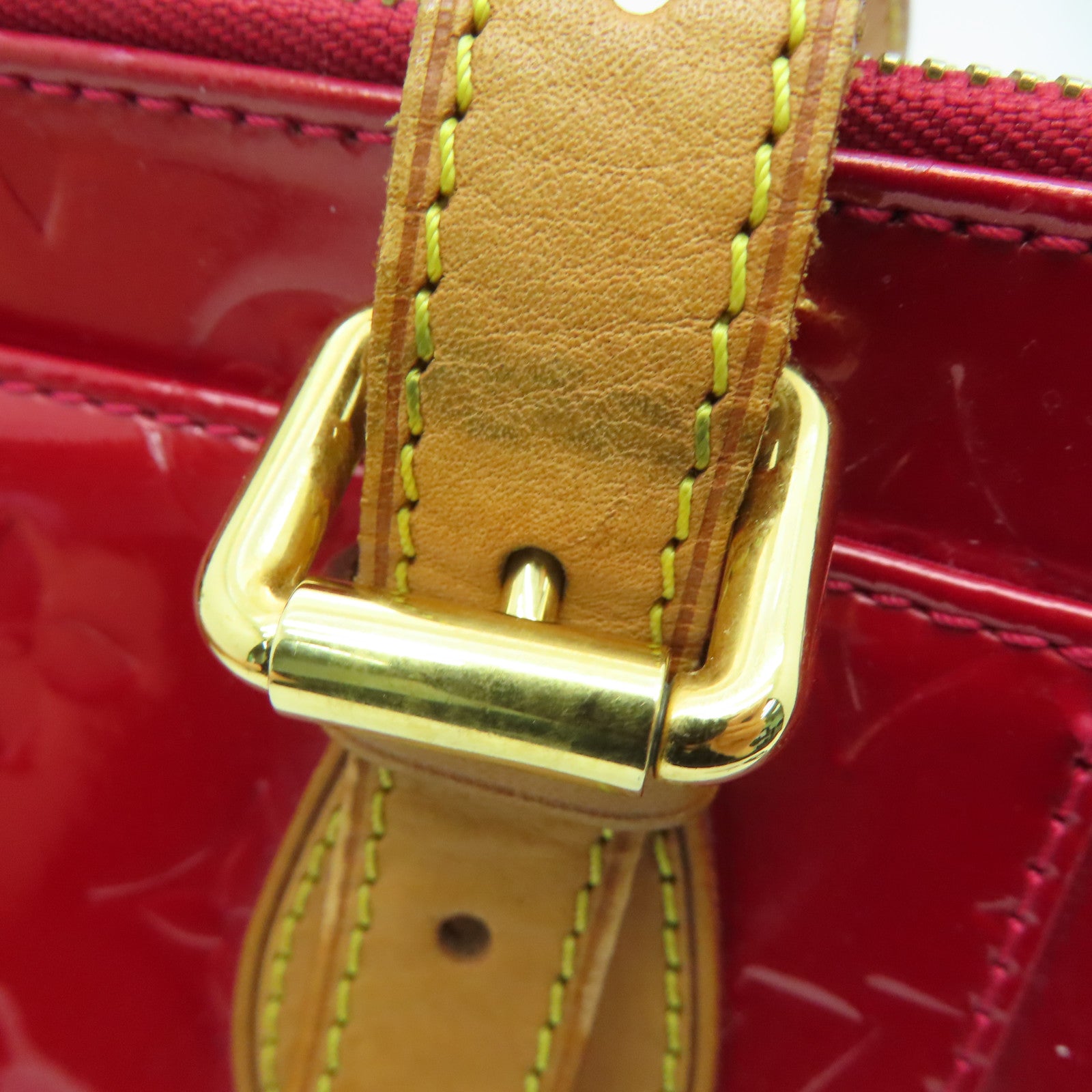LOUIS VUITTON Mono-Vernis Rosewood Avenue Shoulder Bag金扣肩背袋红色