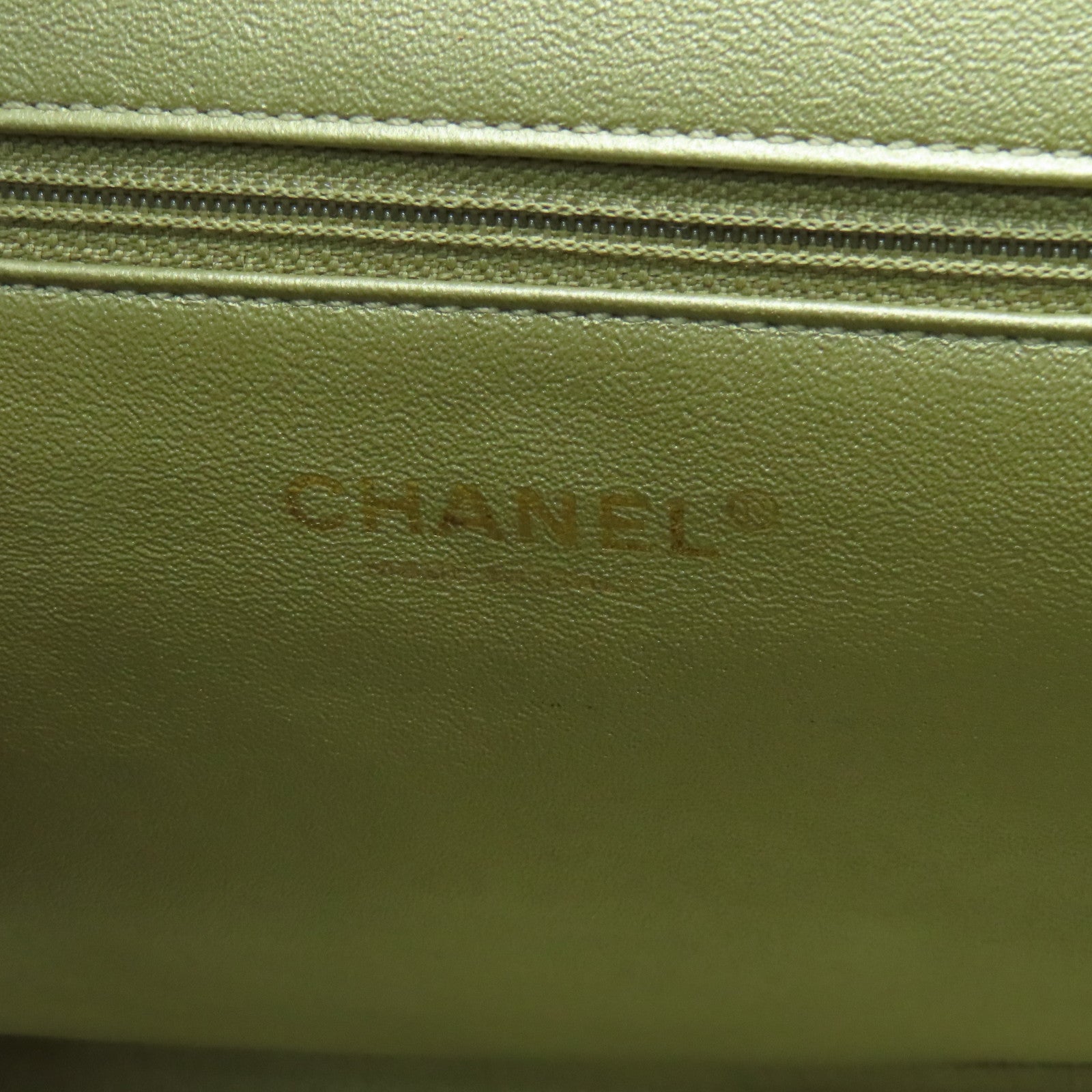 CHANEL 菱格牛皮皮革Shoulder Bag金扣肩背袋白色