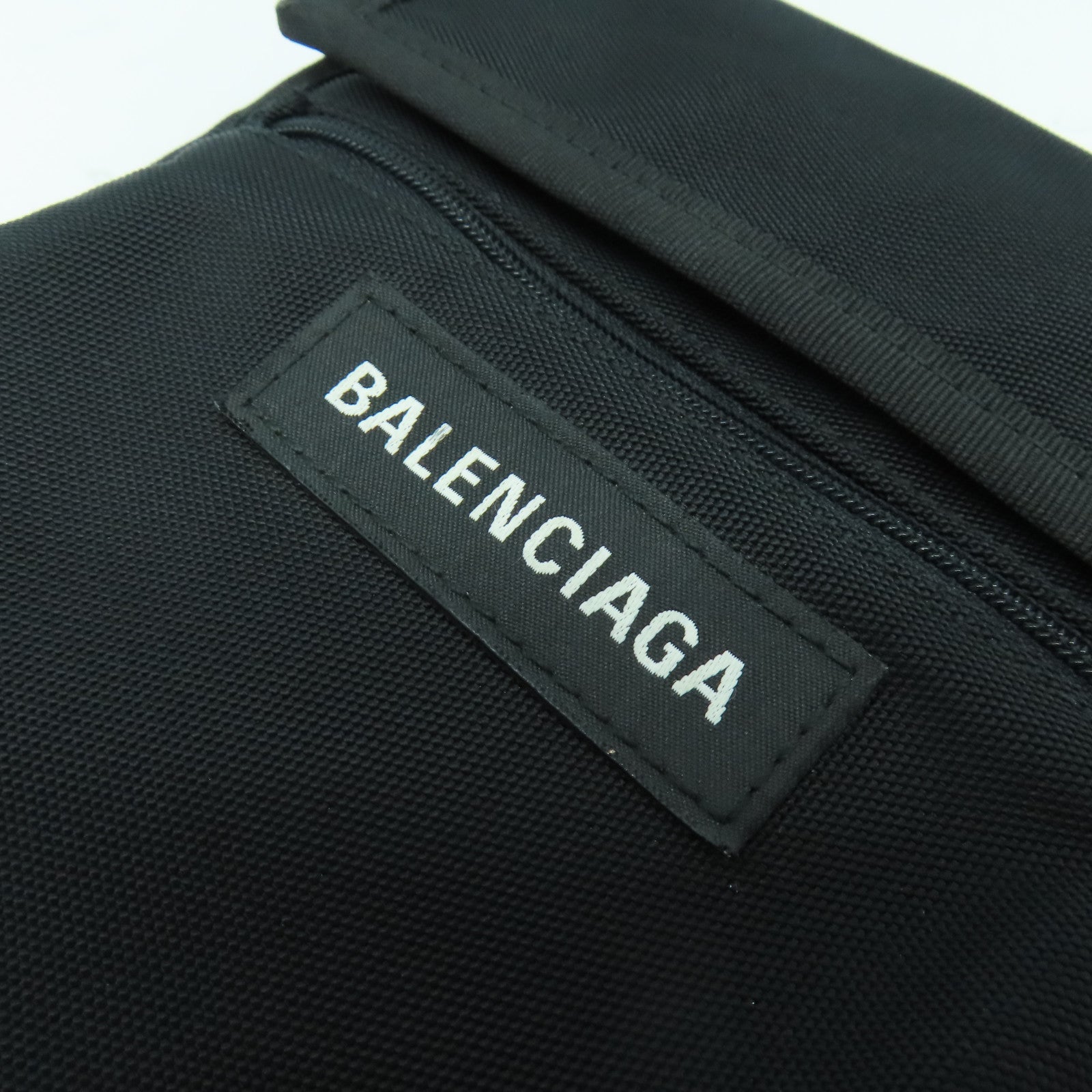 BALENCIAGA 帆布Shoulder Bag銀扣肩背袋黑色