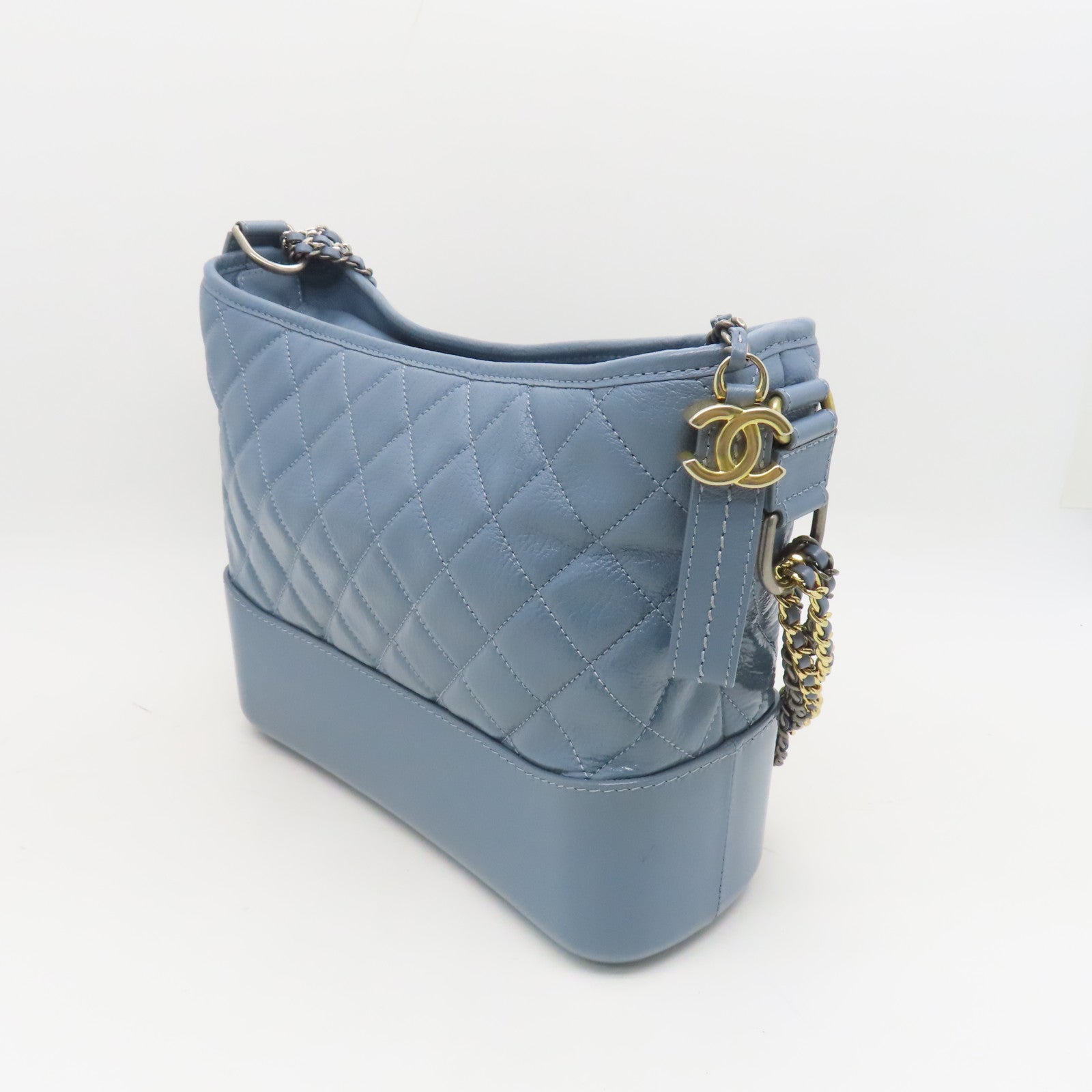 CHANEL rhombic cowhide leather Gabrielle gold buckle / silver buckle chain shoulder bag light blue