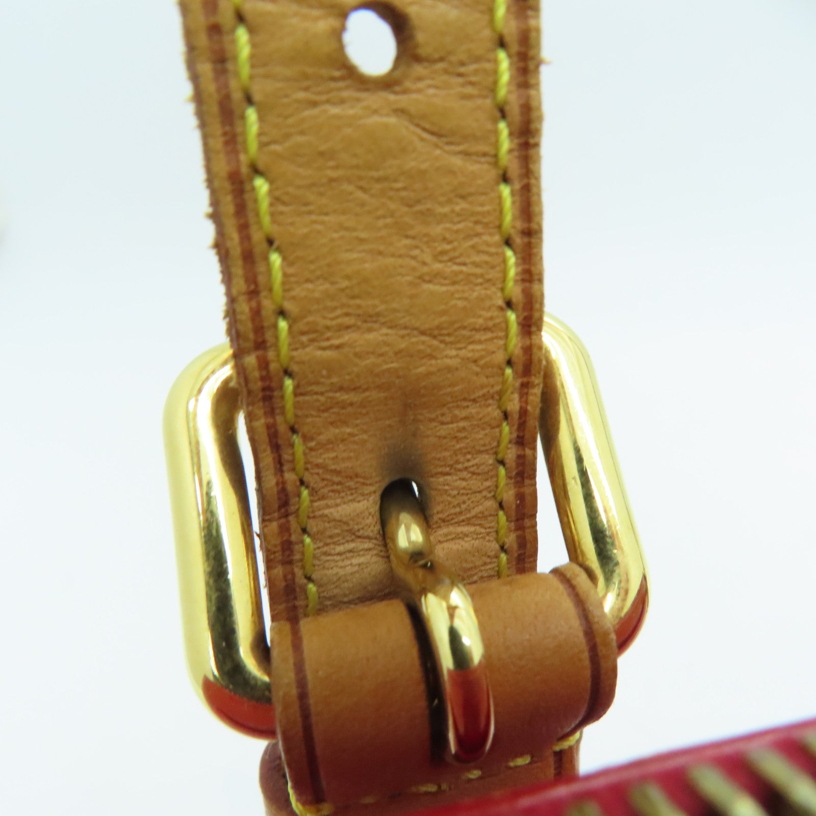 LOUIS VUITTON Mono-Vernis Rosewood Avenue Shoulder Bag金扣肩背袋红色