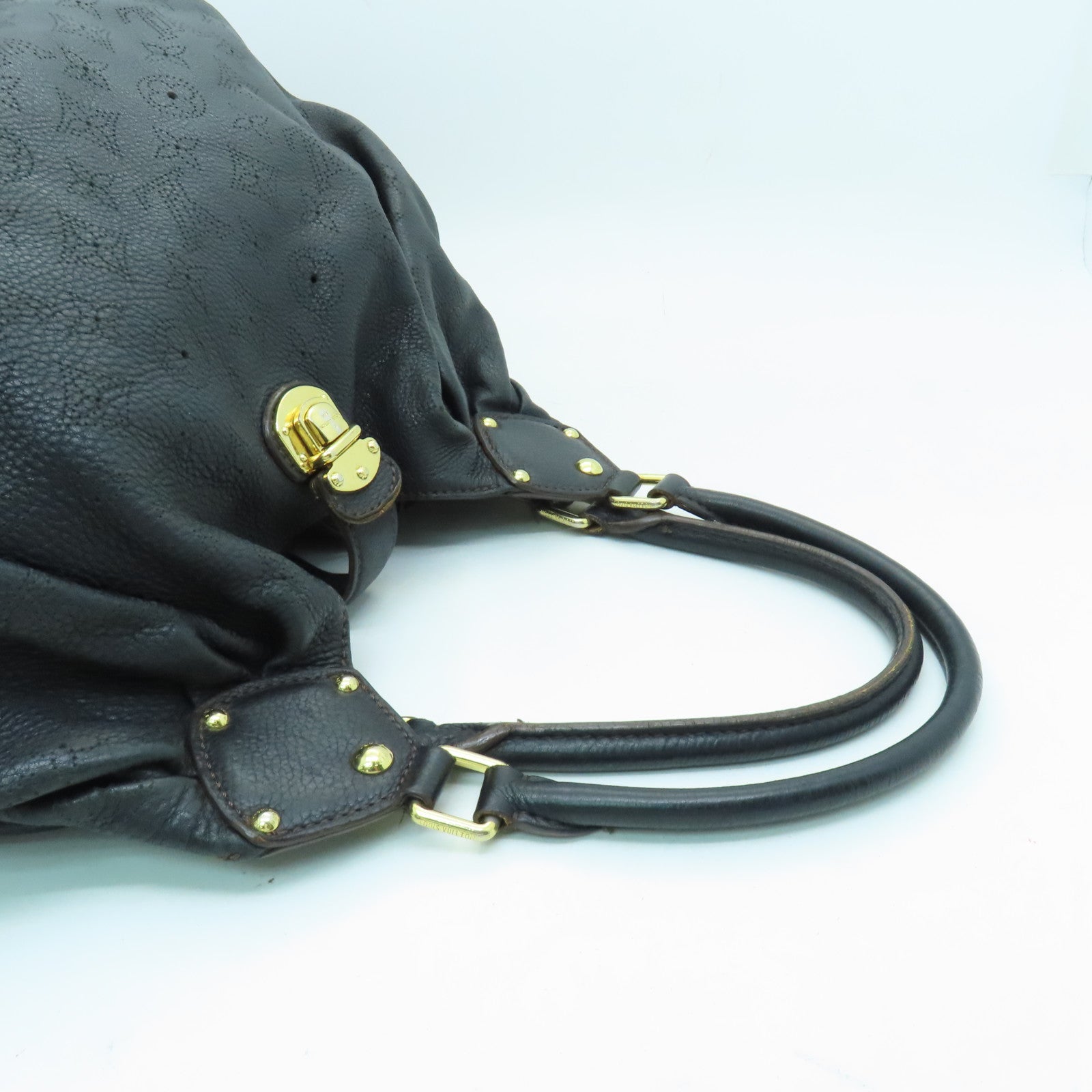 LOUIS VUITTON 牛皮皮革Mahina金扣手挽肩背兩用袋黑色