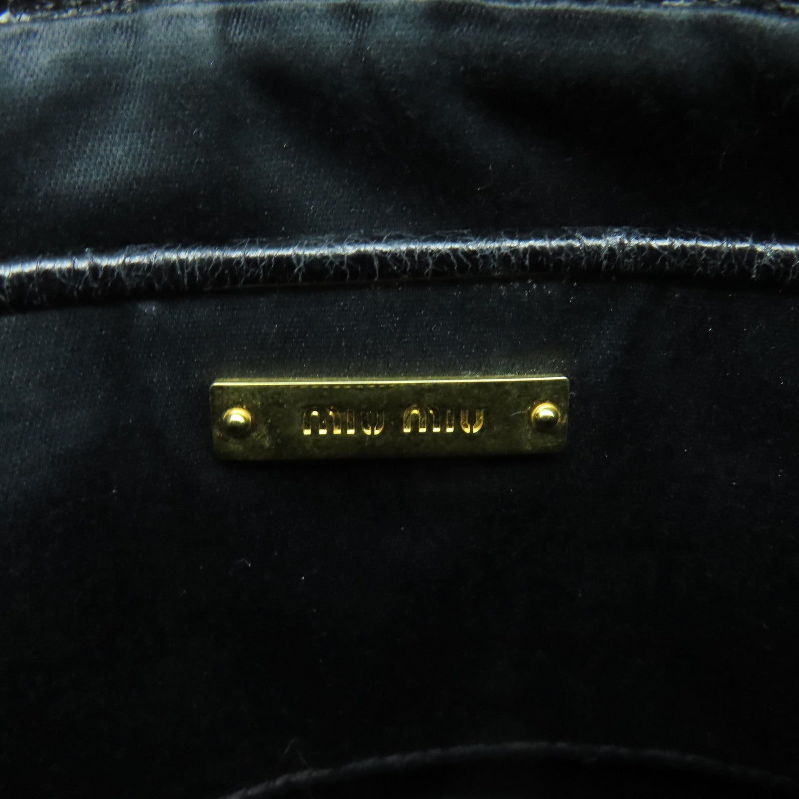 Miu Miu 菱格羊皮皮革Shoulder Bag金扣肩背袋黑色
