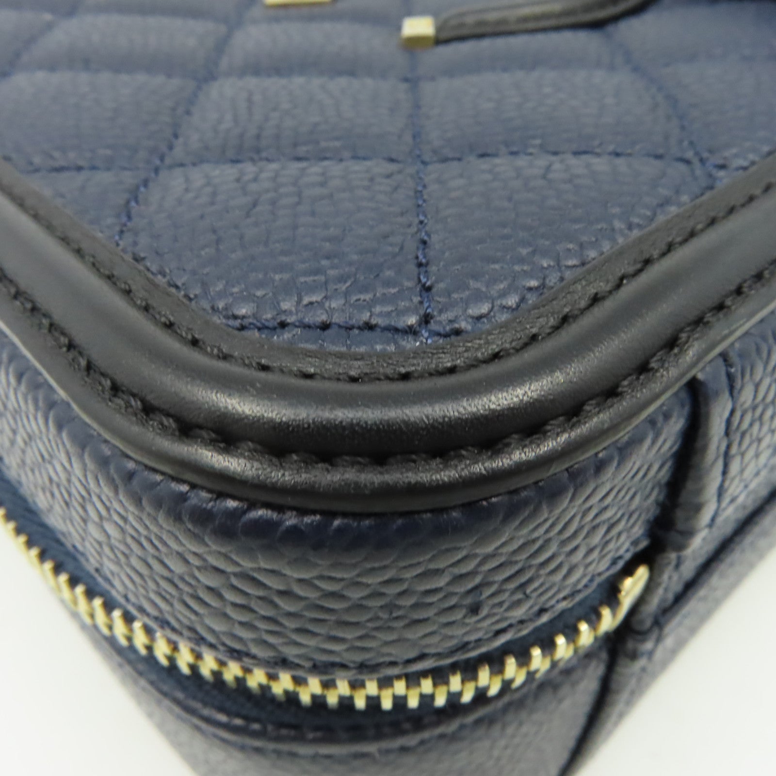 CHANEL 菱格Caviar皮革Vanity Case Chain Shoulder Bag金扣鏈帶手挽肩背兩用袋寶藍色