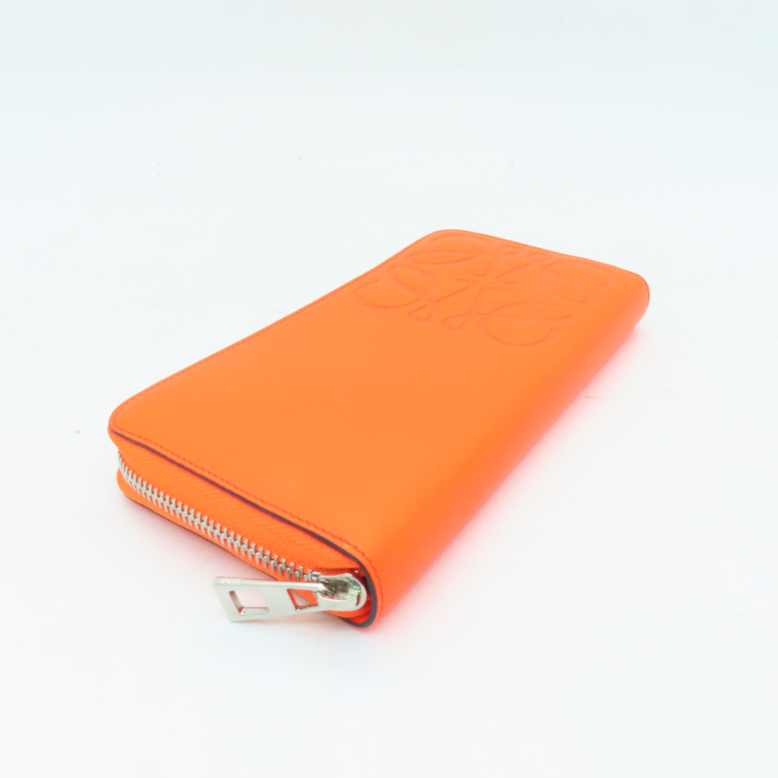 LOEWE 牛皮皮革Wallet銀扣長錢包橙色