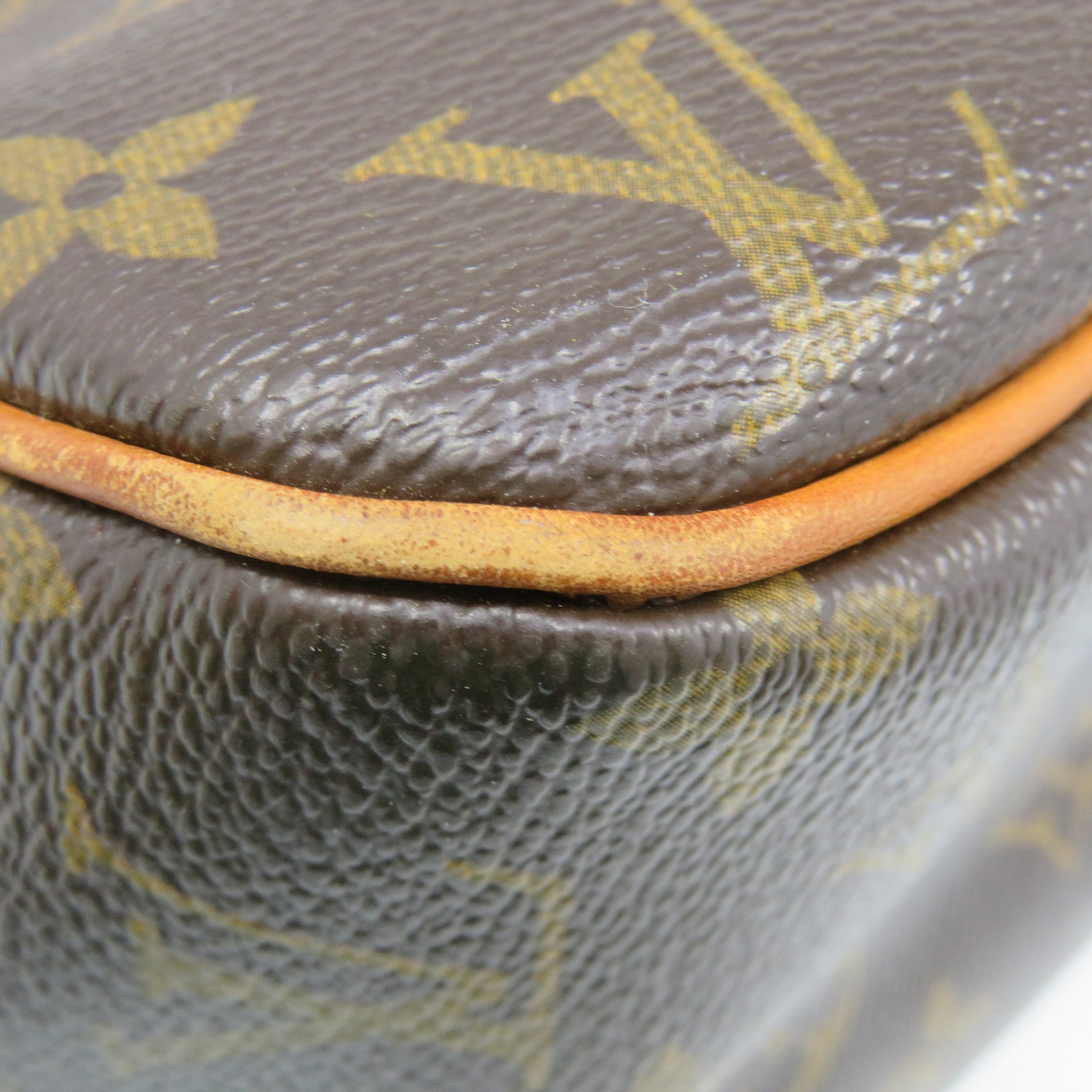 LOUIS VUITTON Monogram Batignolles Horizont Shoulder Bag肩背袋啡色