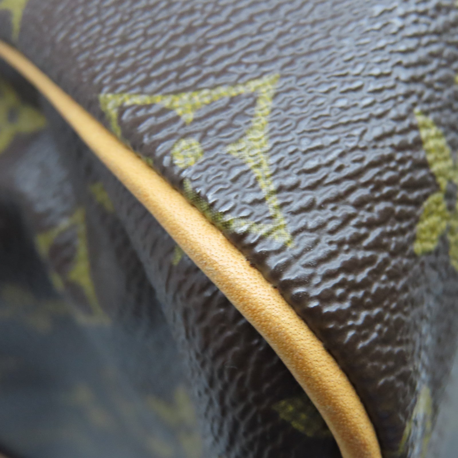 LOUIS VUITTON Monogram Carryall金扣手挽袋棕色