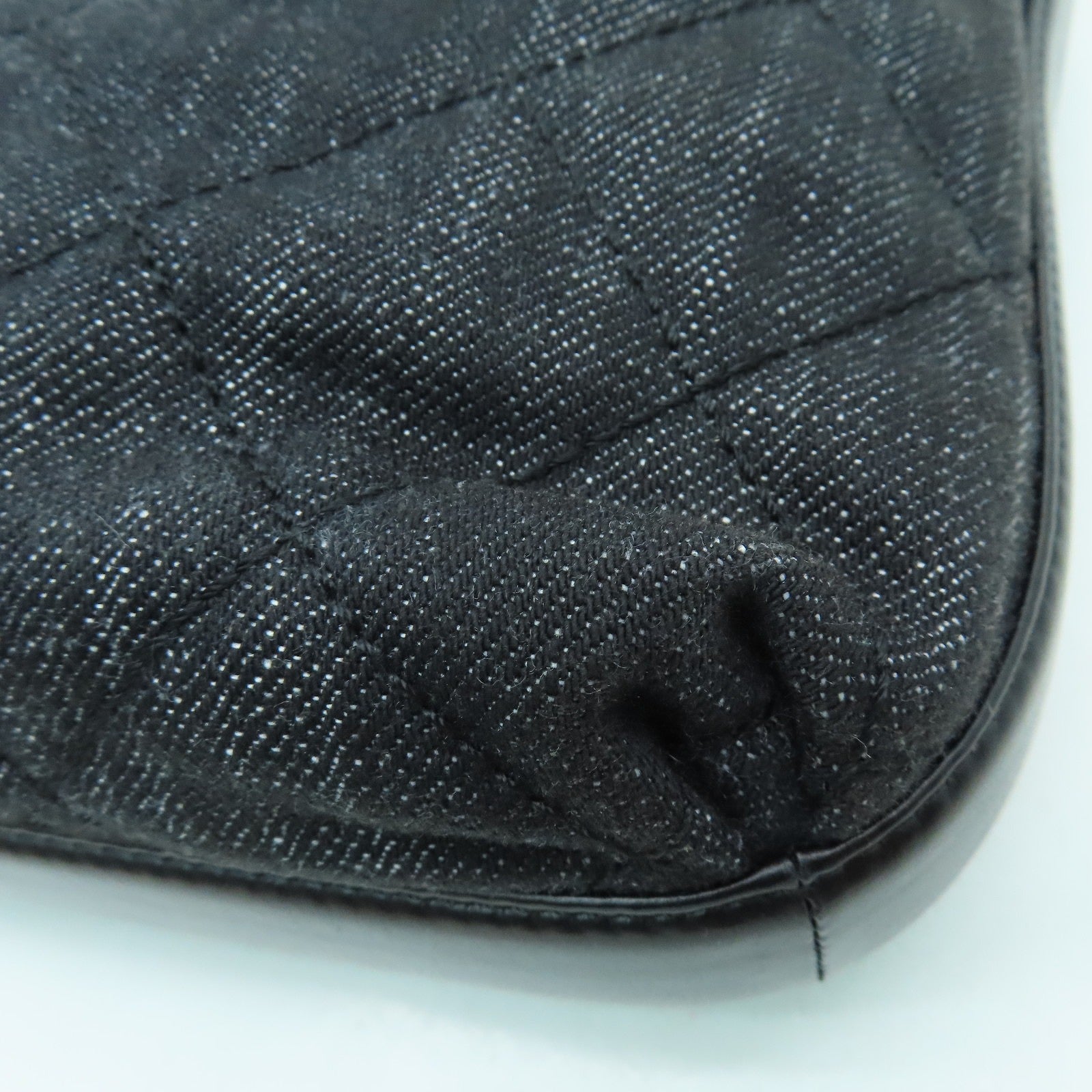 CHANEL 菱格牛仔布/皮革Chain Shoulder金扣鏈帶肩背袋黑色