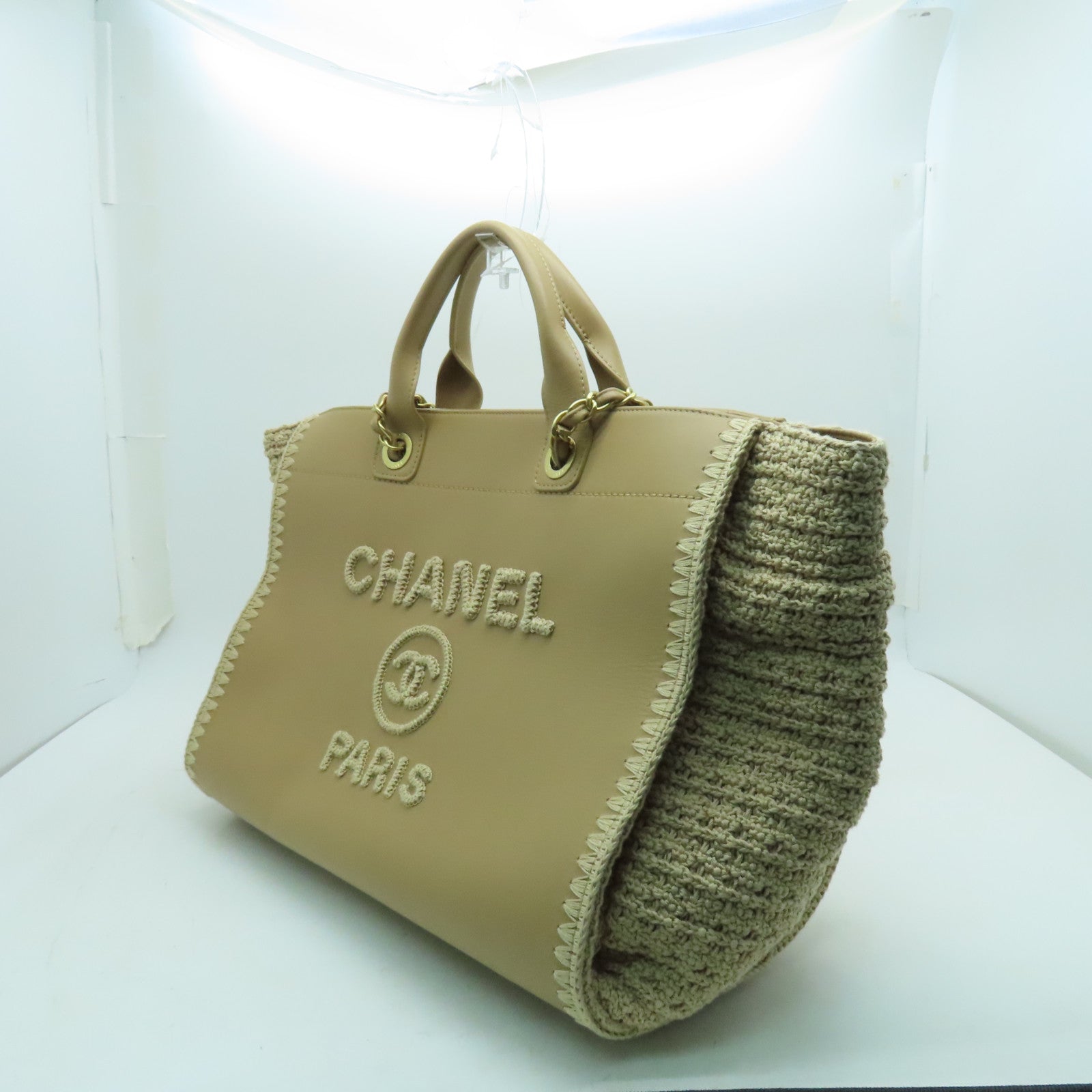 CHANEL 【激減優惠】牛皮皮革Deauville Tote金扣手挽袋米色