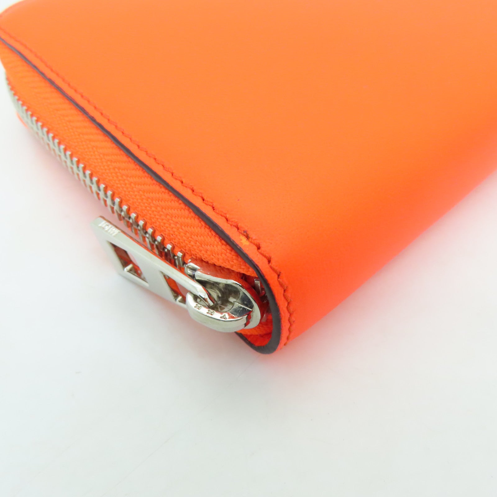 LOEWE 牛皮皮革Wallet銀扣長錢包橙色
