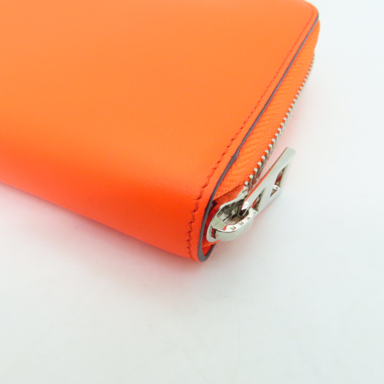 LOEWE 牛皮皮革Wallet銀扣長錢包橙色