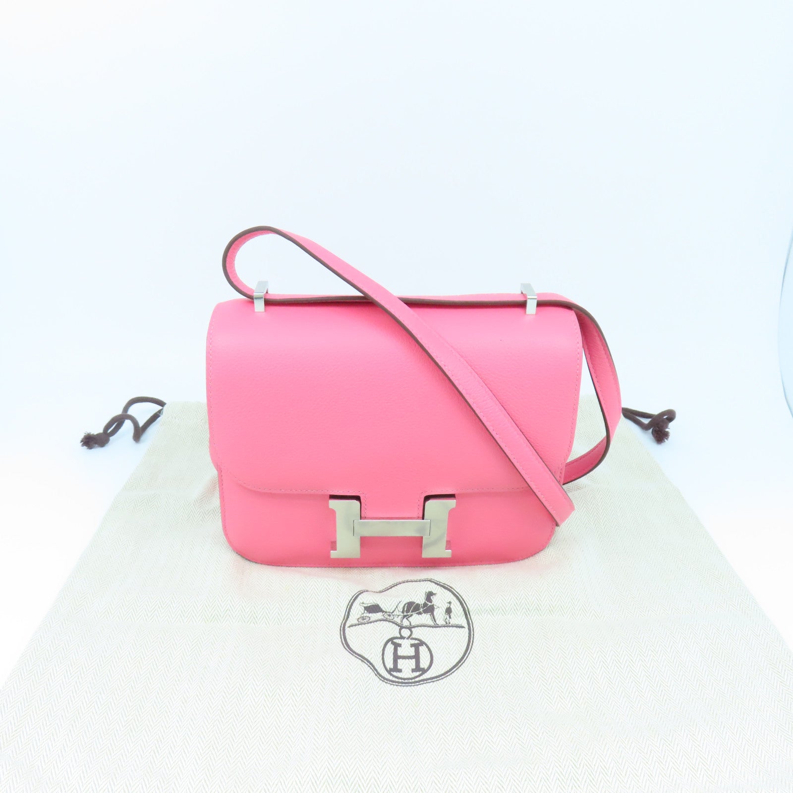 HERMES Evercolor皮革Constance Mini銀扣肩背袋Rose Azalee粉紅色