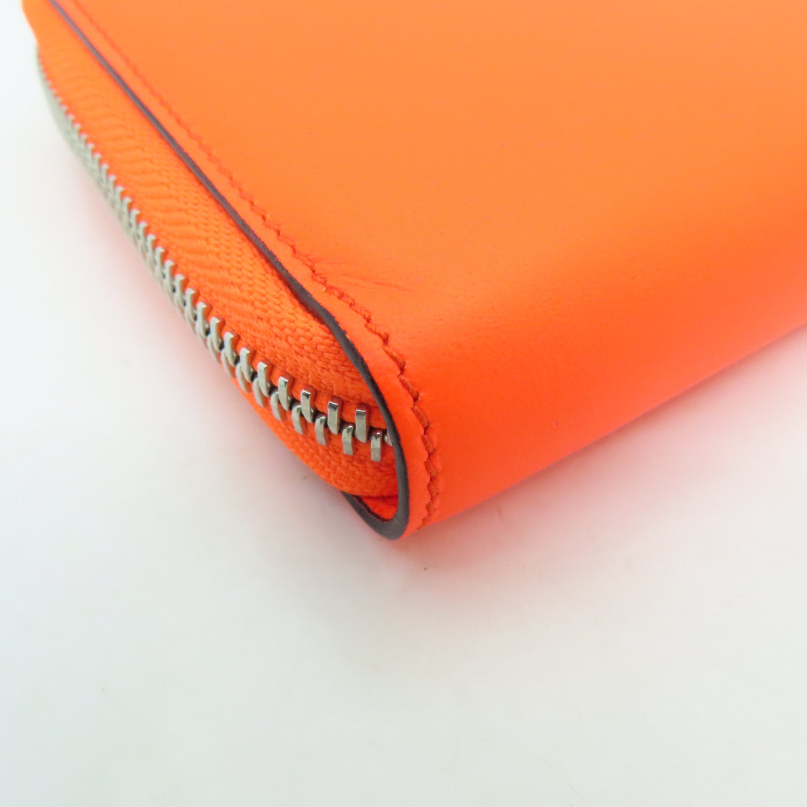 LOEWE 牛皮皮革Wallet銀扣長錢包橙色