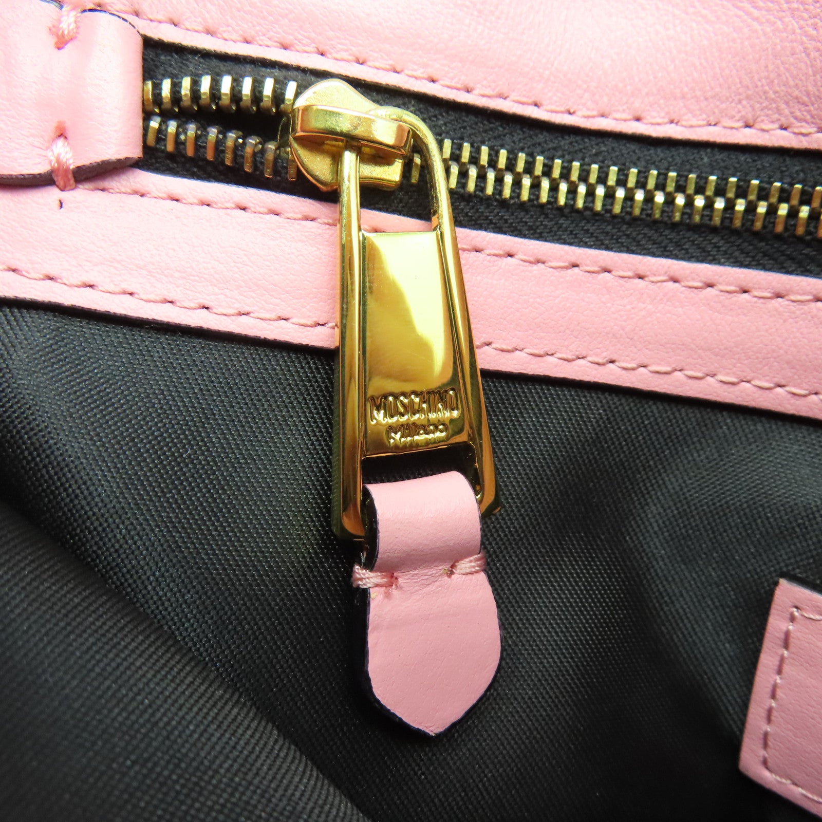 MOSCHINO PVC Chain Shoulder Bag金扣鏈帶肩背袋粉紅色