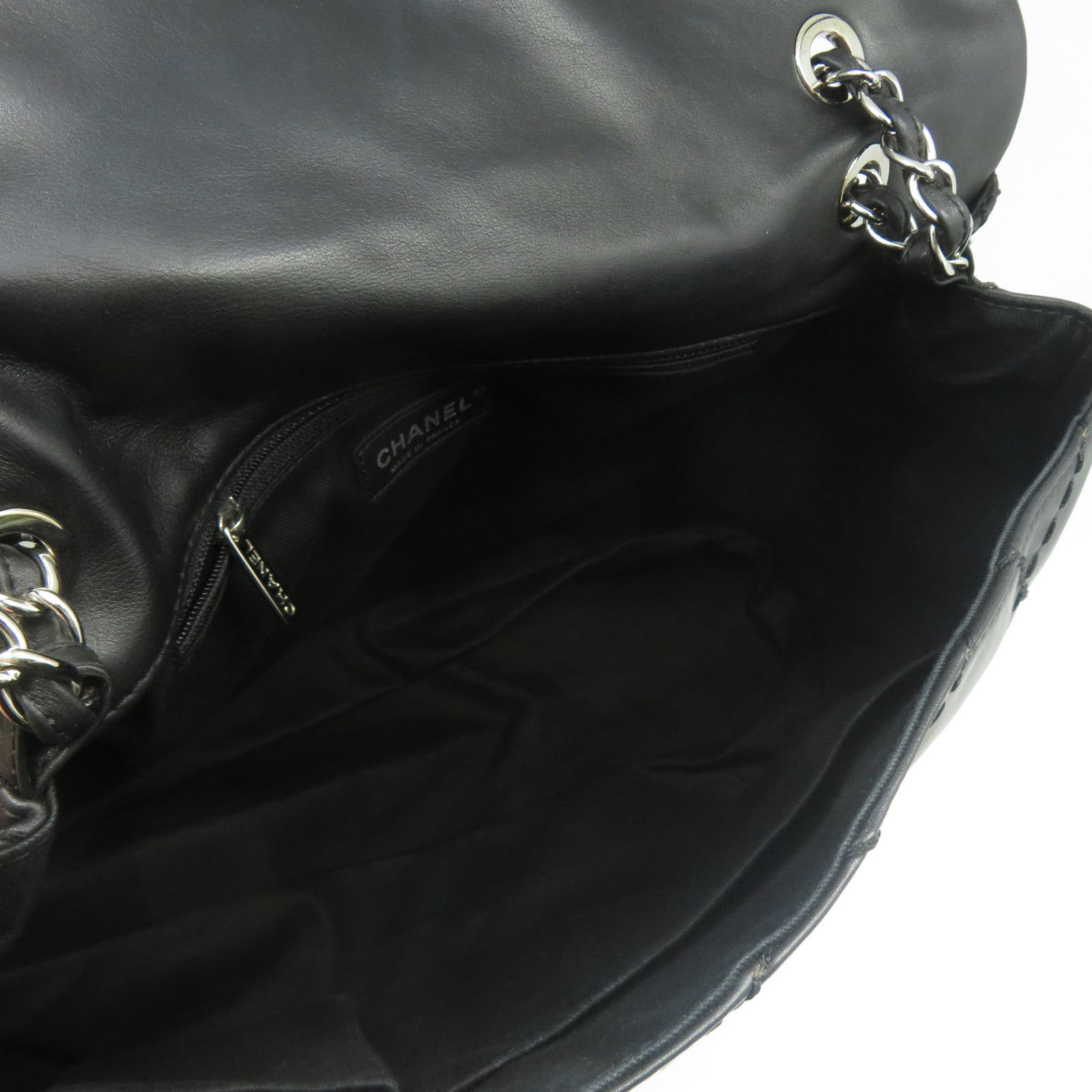 CHANEL 菱格牛皮皮革Chain Shoulder銀扣鏈帶肩背袋黑色