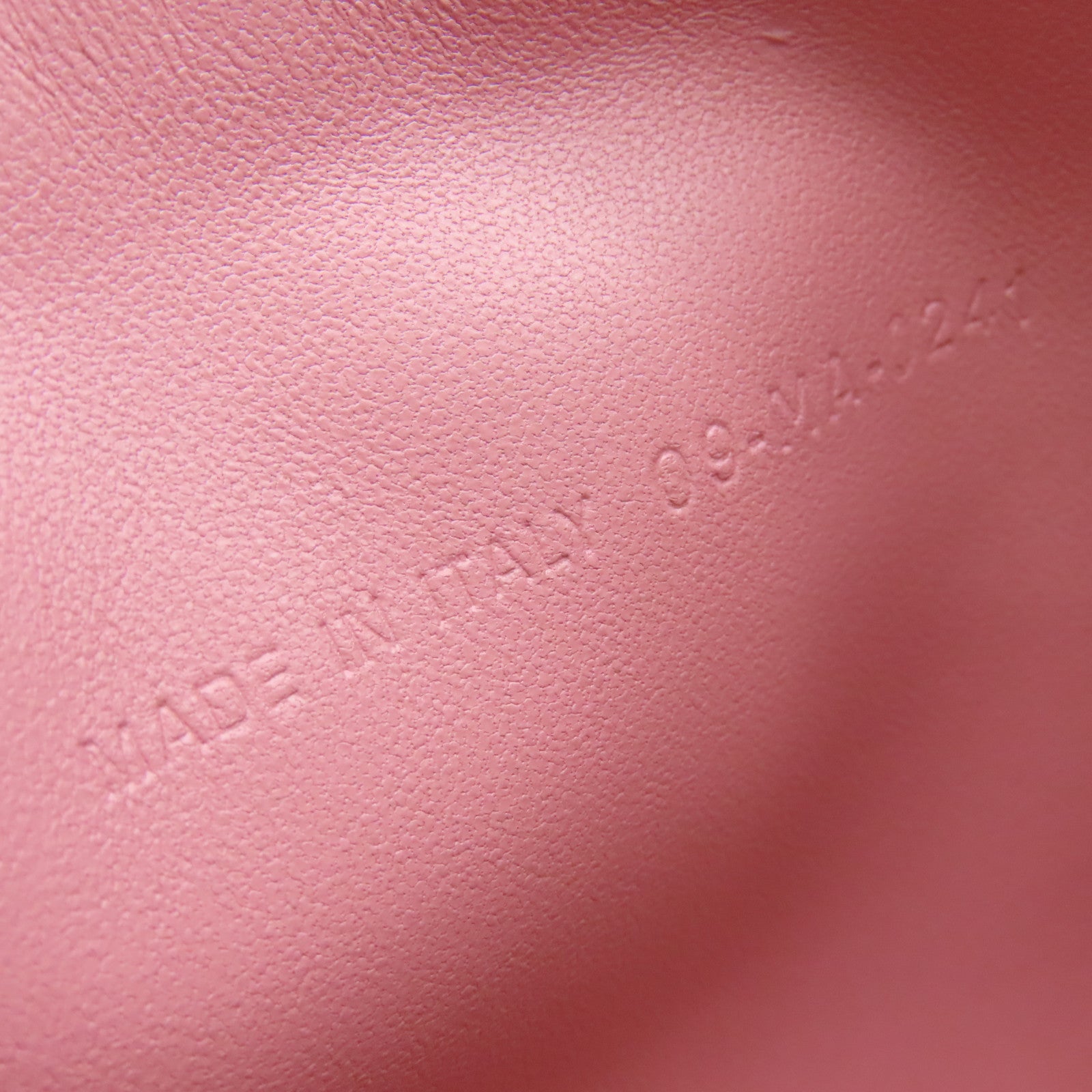 Dior 牛皮皮革Clutch Bag金扣手拿包粉紅色