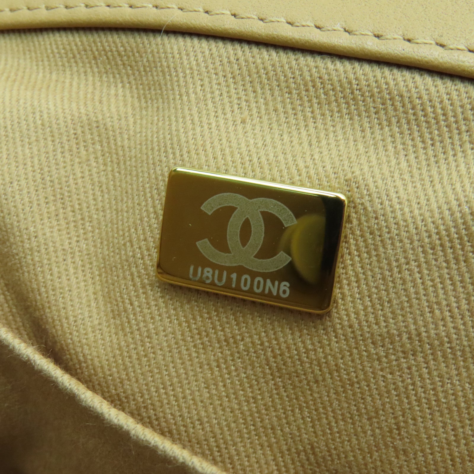 CHANEL 【激減優惠】牛皮皮革Deauville Tote金扣手挽袋米色