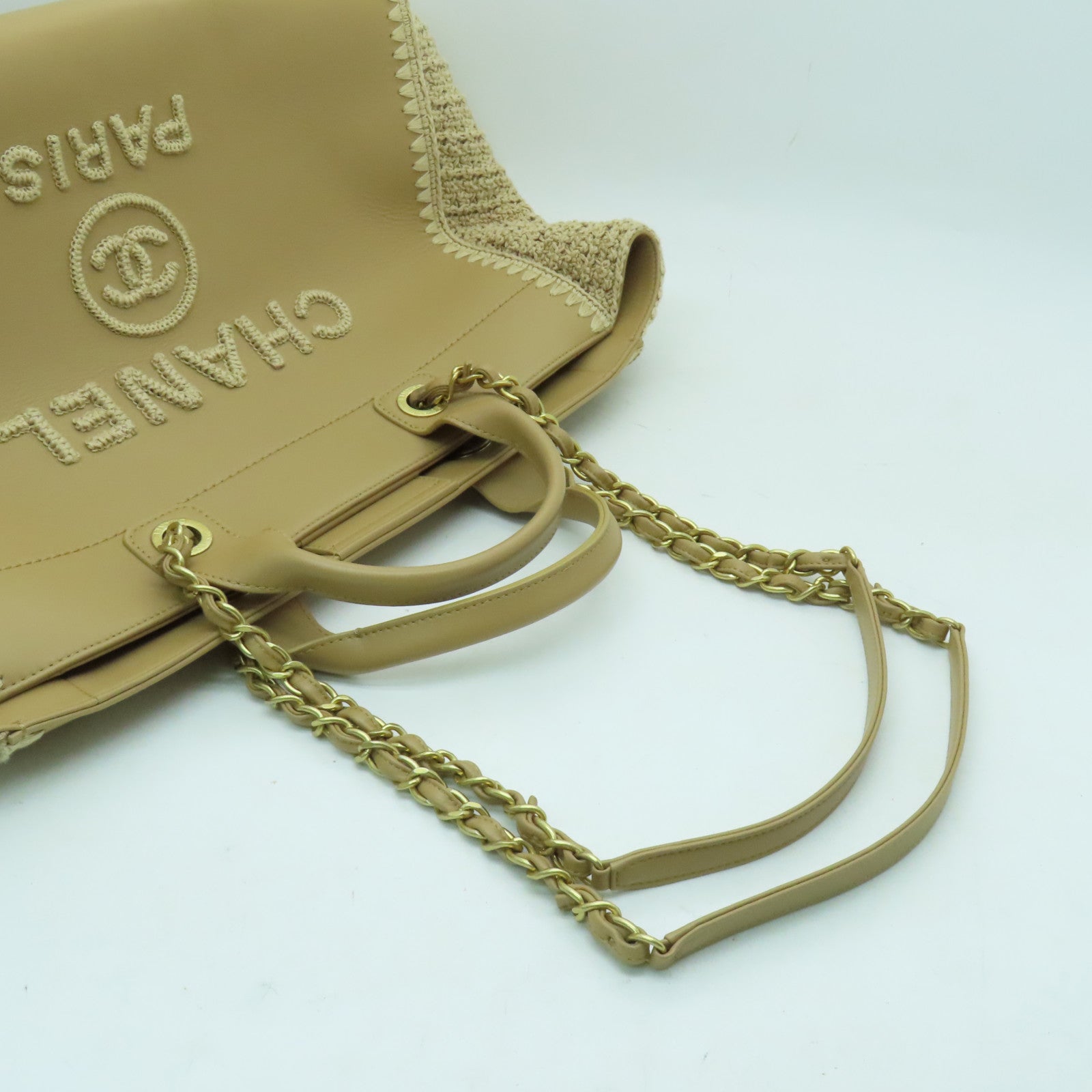 CHANEL 【激減優惠】牛皮皮革Deauville Tote金扣手挽袋米色