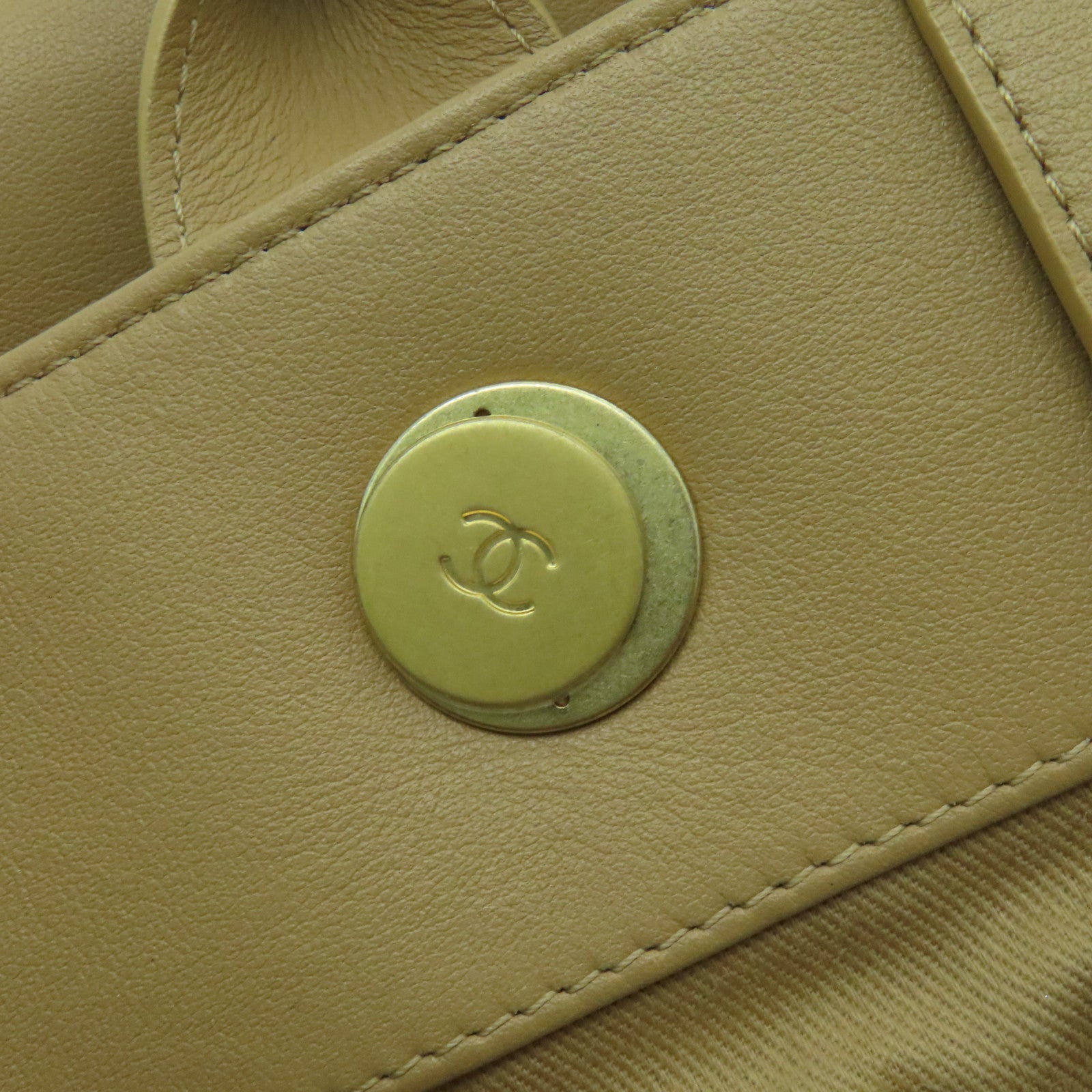 CHANEL 【激減優惠】牛皮皮革Deauville Tote金扣手挽袋米色
