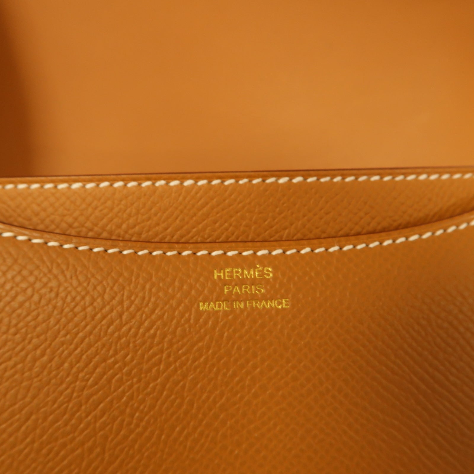 HERMES Epsom皮革Constance Mini金扣肩背袋Gold棕色