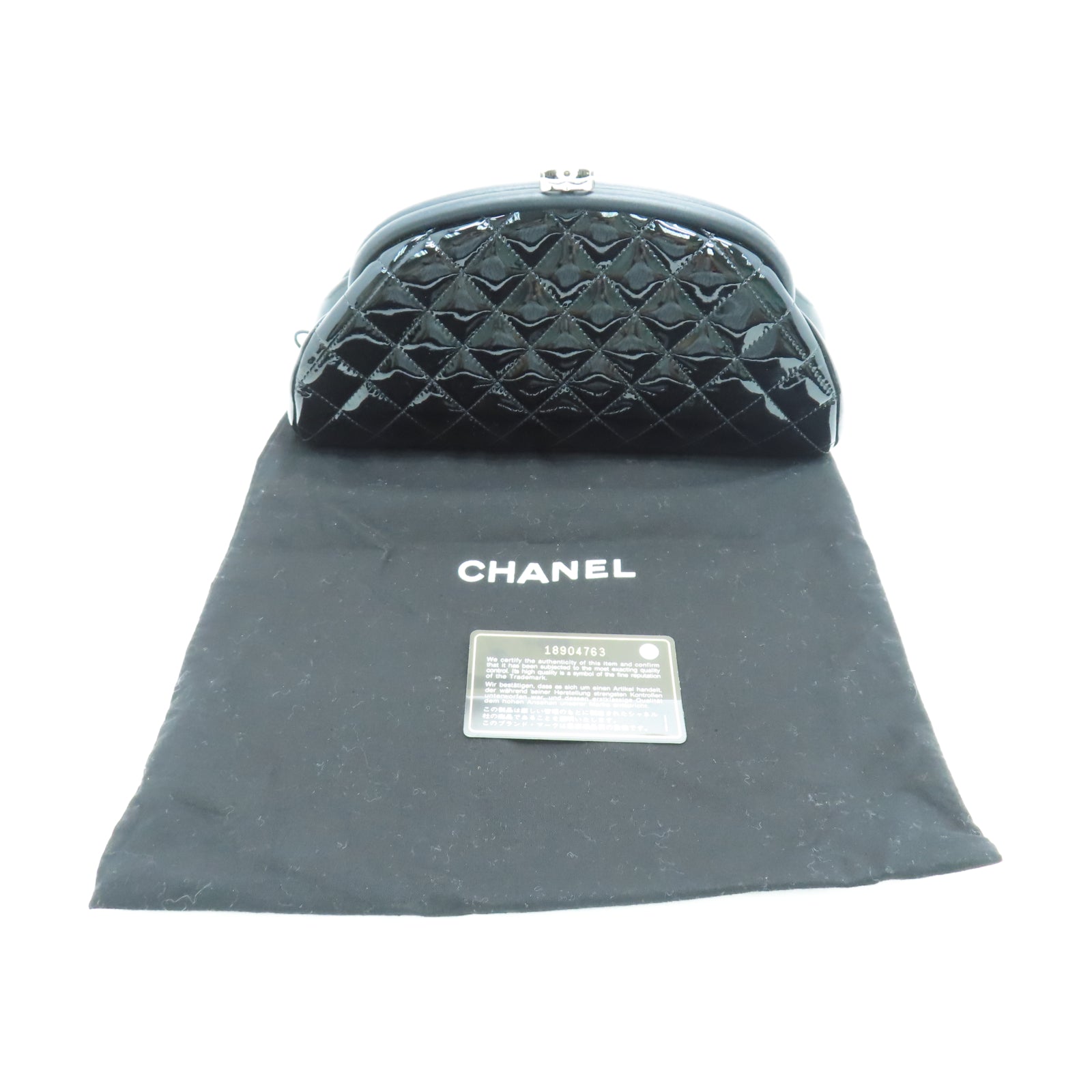 CHANEL 菱格漆皮皮革Cluth銀扣手拿包黑色