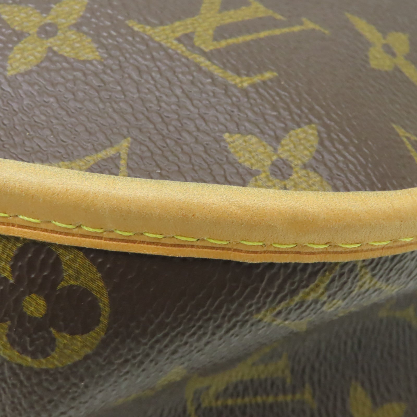 LOUIS VUITTON Monogram Menilmotant MM金扣肩背袋棕色