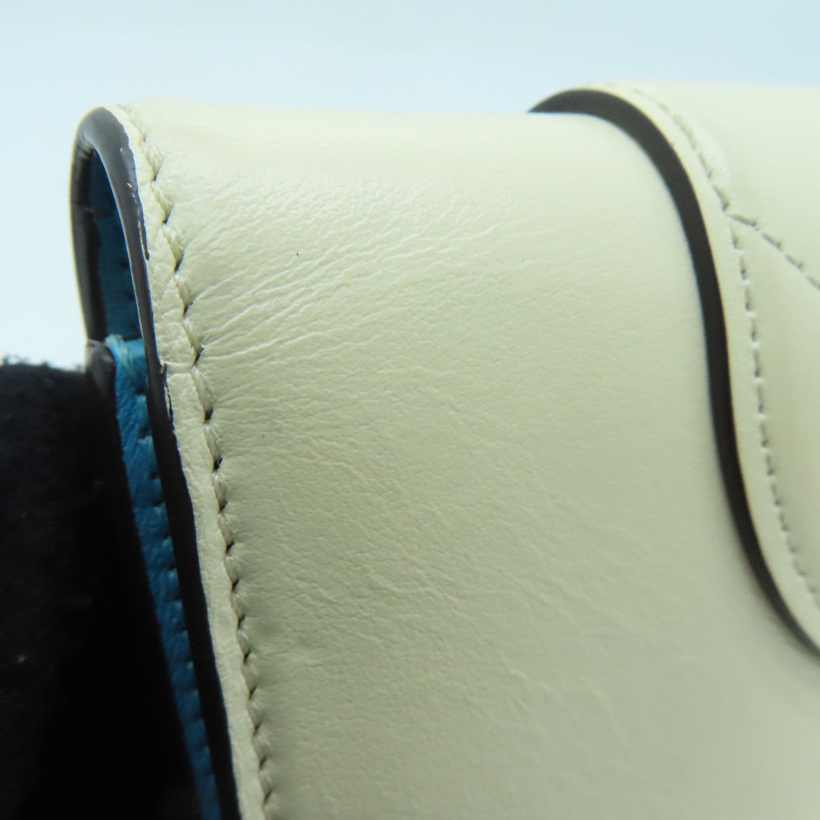 LOUIS VUITTON 【激减优惠】牛皮皮革Point 9 Small Wallet金扣钱包白色