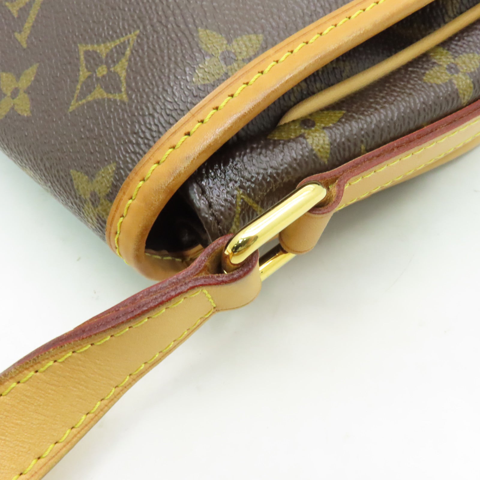 LOUIS VUITTON Monogram Menilmotant MM金扣肩背袋棕色