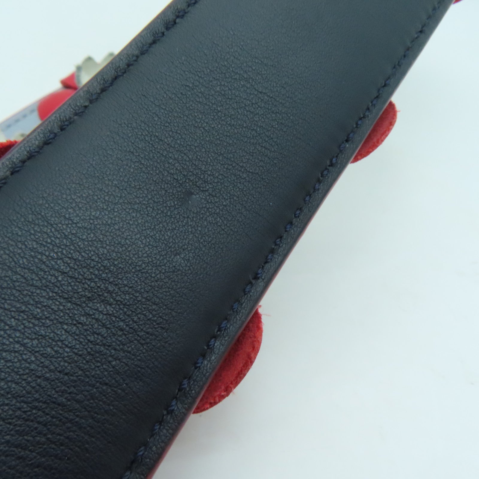 FENDI 牛皮皮革Shoulder Strap银扣肩背带灰色